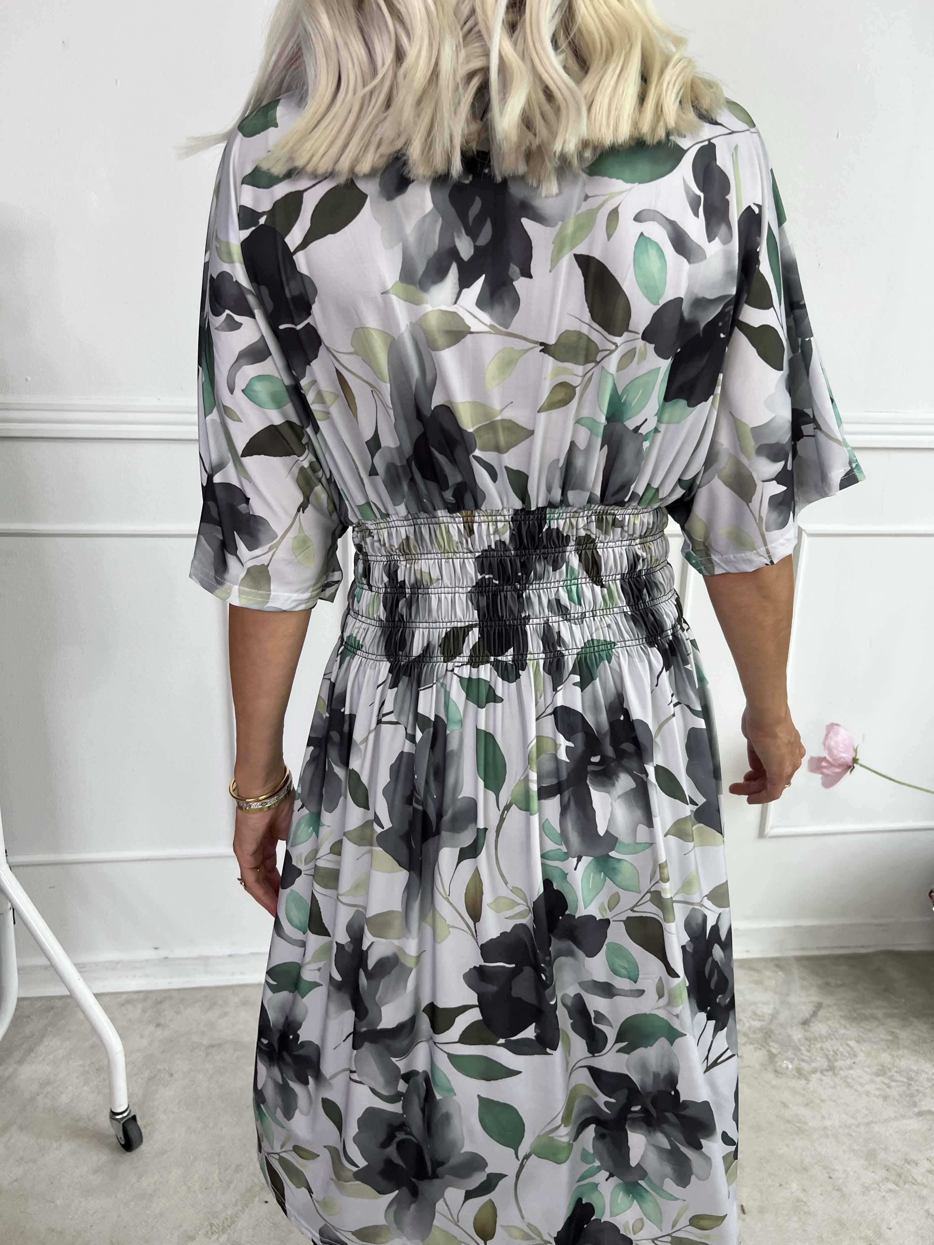 Pams Fiore Short - Kort elastisk kjole i blomsterprint