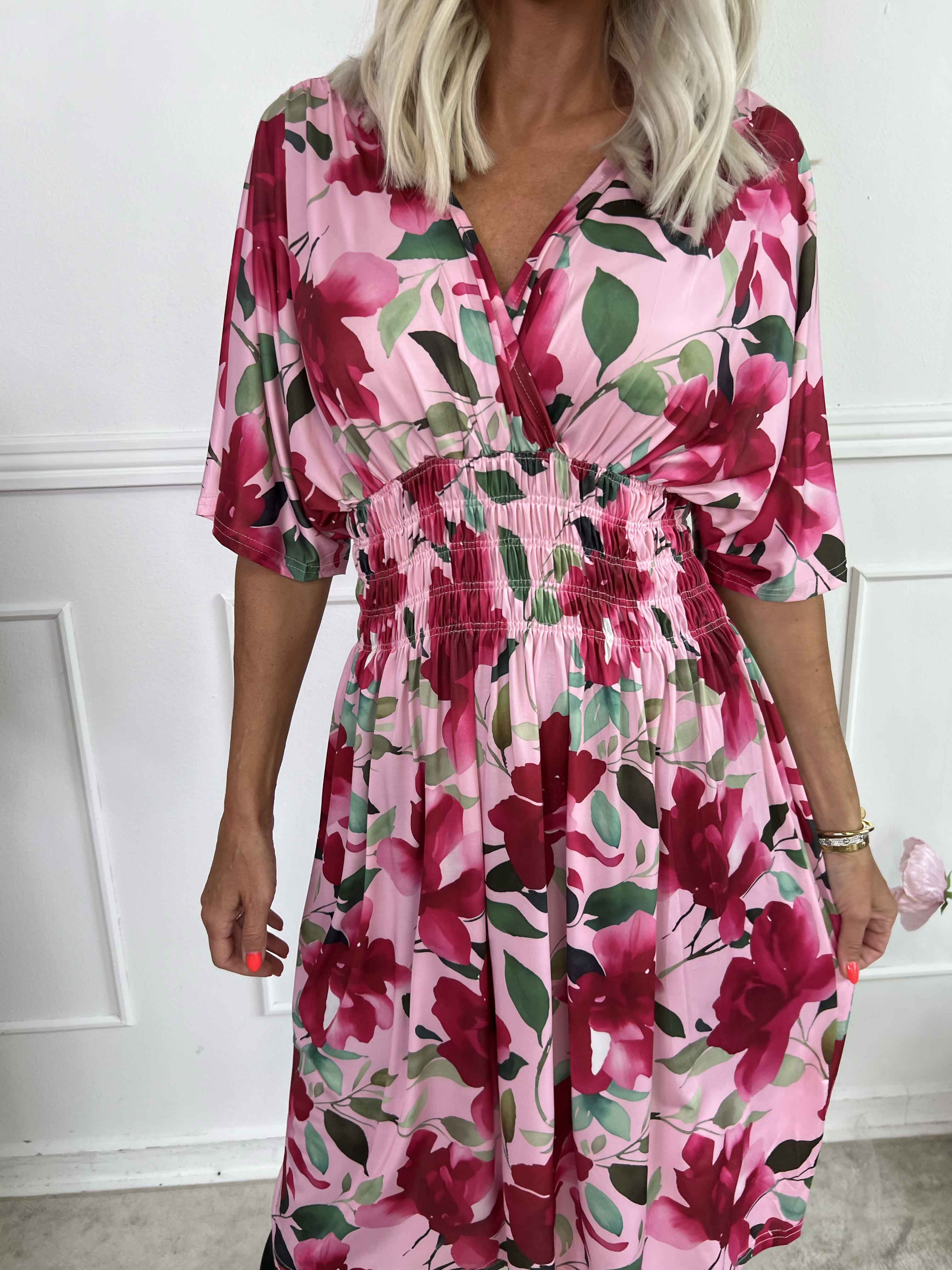 Pams Fiore Short - Kort elastisk kjole i blomsterprint