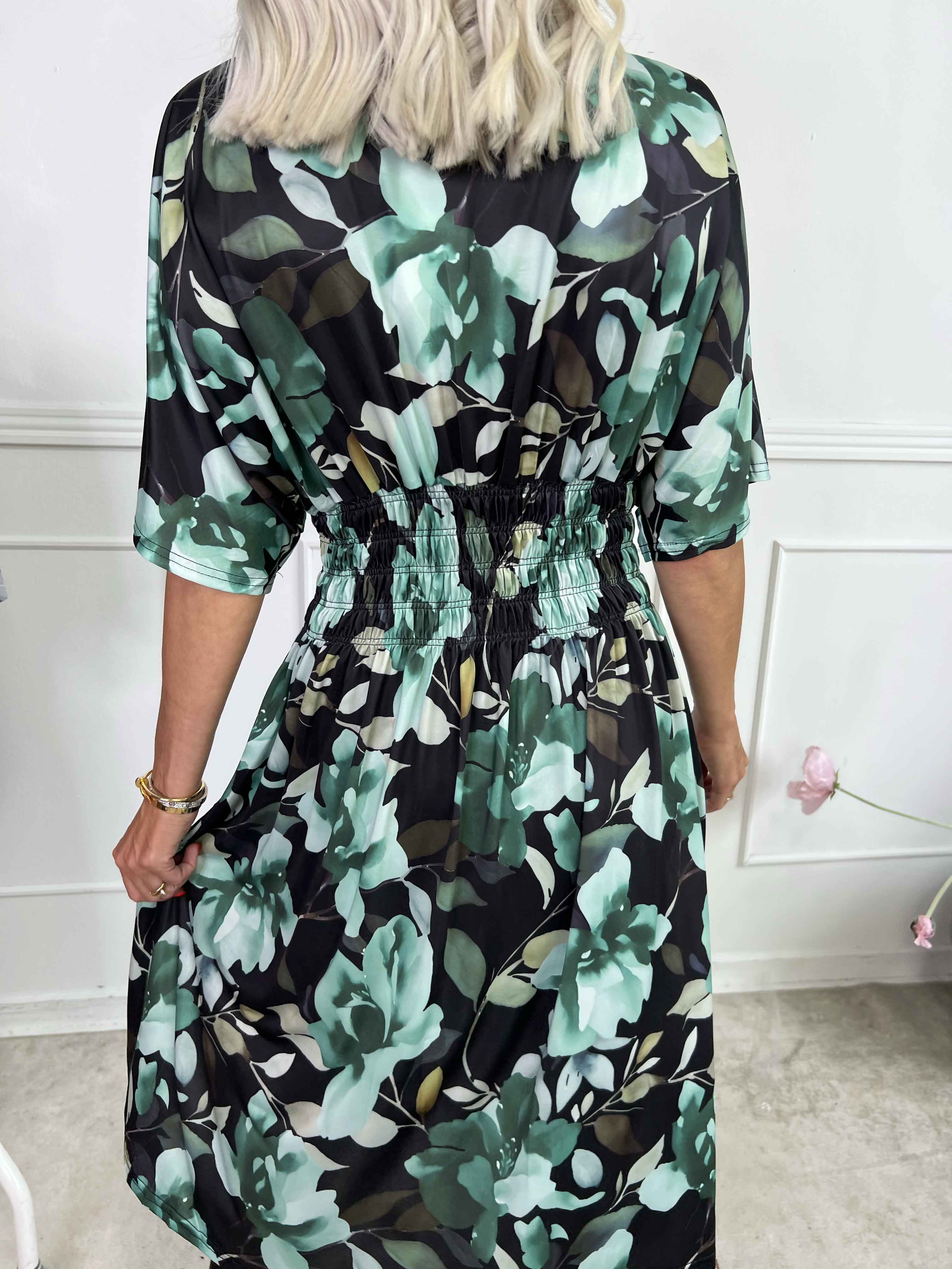 Pams Fiore Short - Kort elastisk kjole i blomsterprint