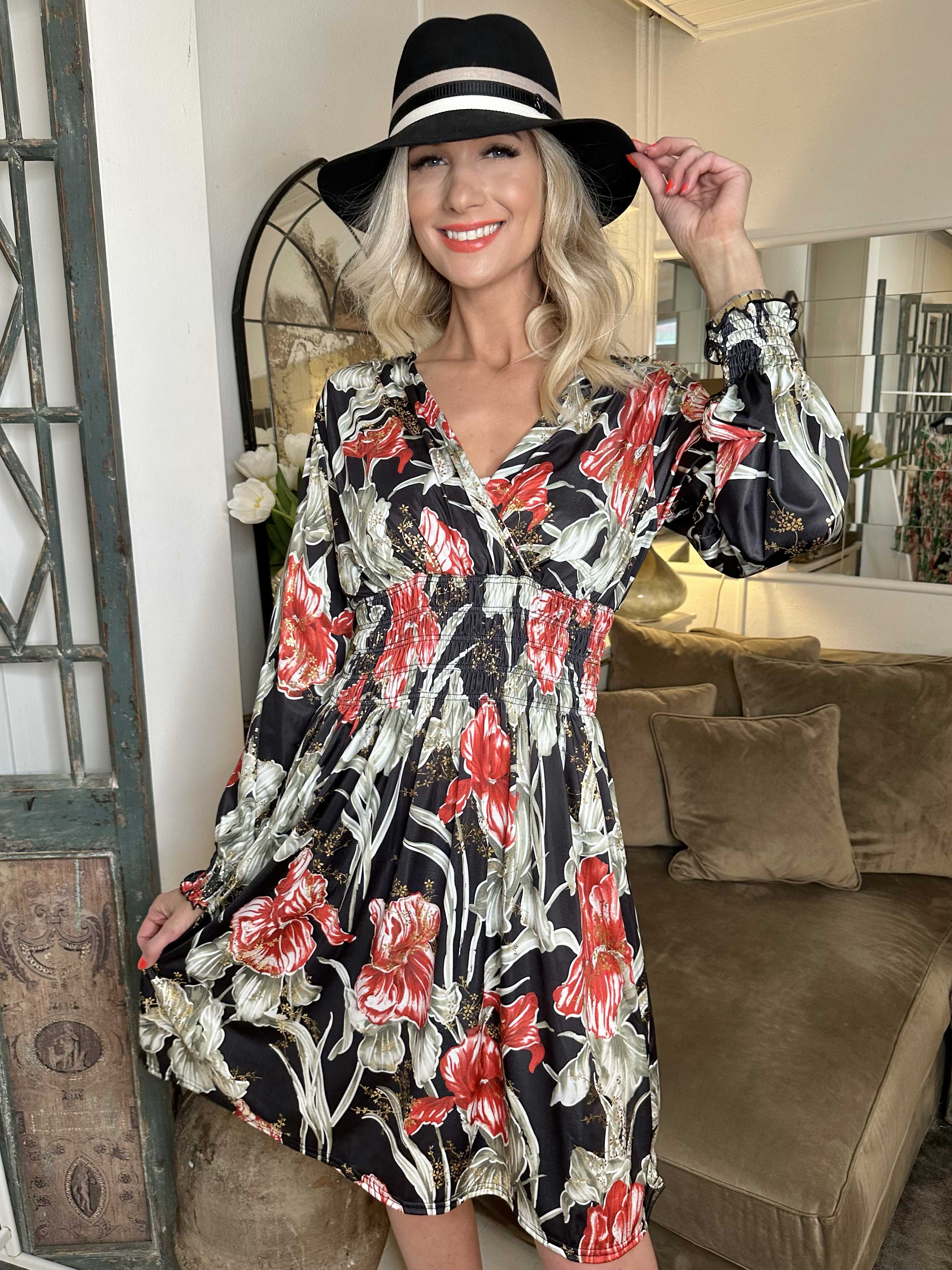 Pams Flower Short L/S - Elastisk mønstret kjole i krølfrit stof