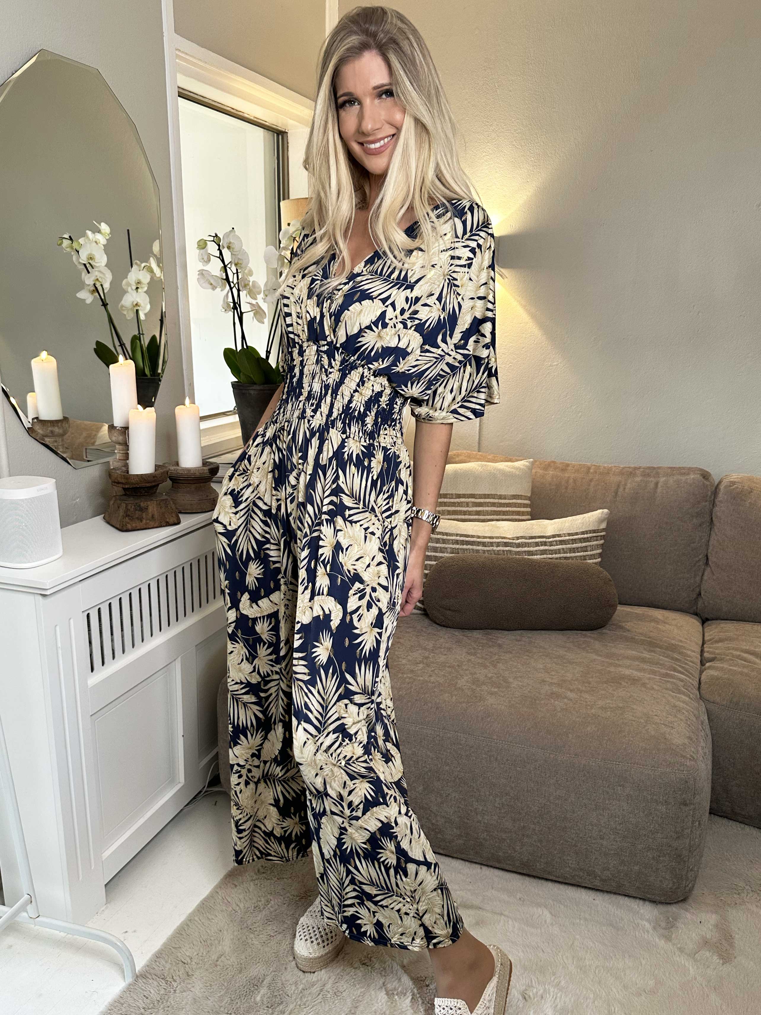 Pams Gold Leaf Jumpsuit - Elastisk buksedragt med bladmønster