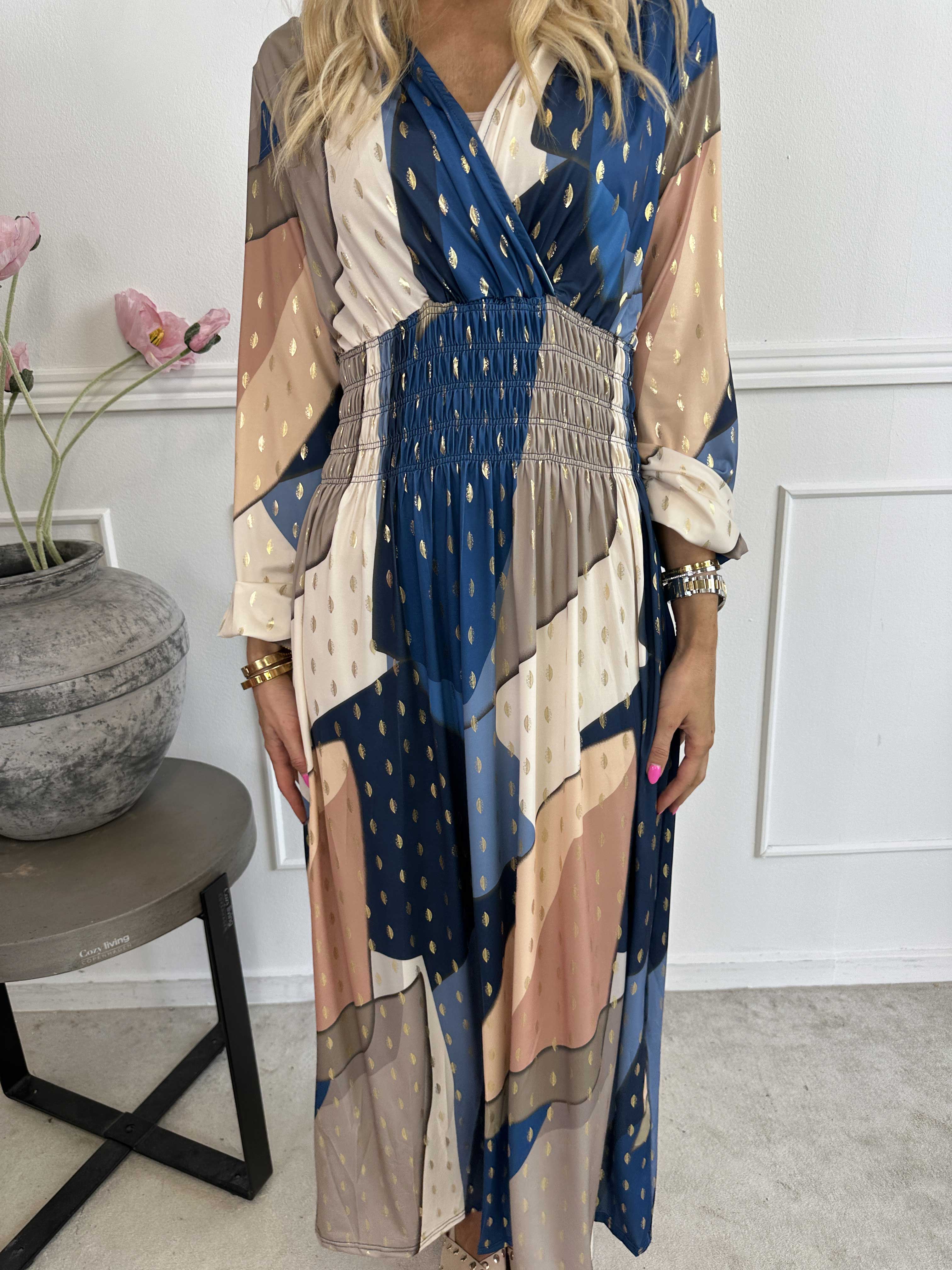 Pams Abstract L/S - Elastisk flerfarvet lang kjole med guld detaljer