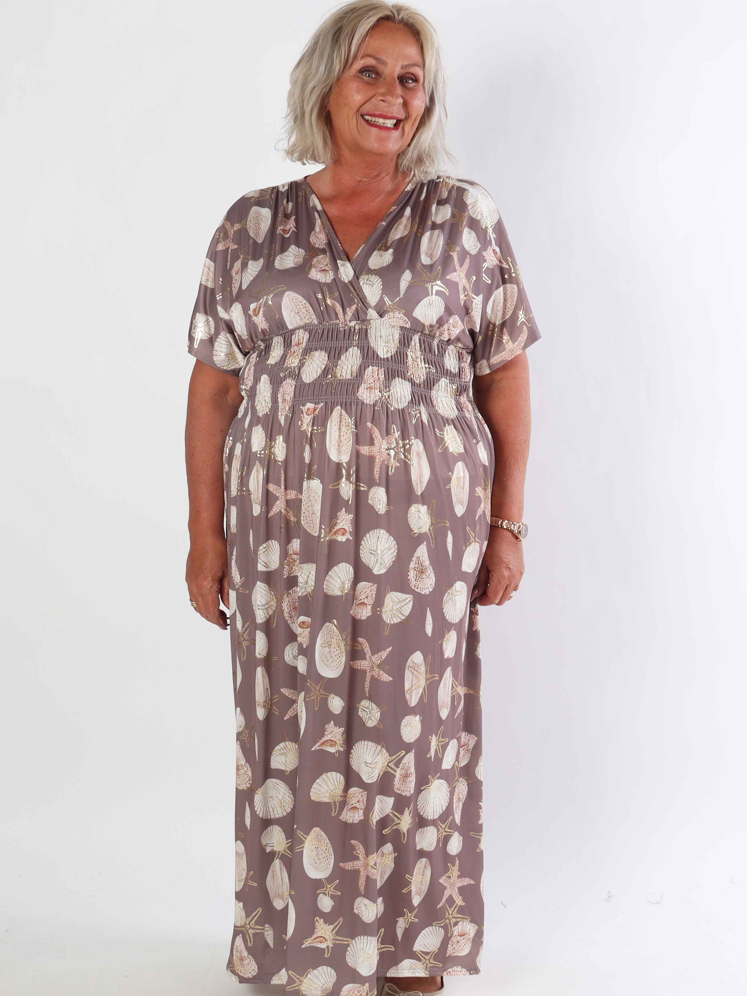 Pams Beach - Lang elastisk plus size kjole med muslinge motiver
