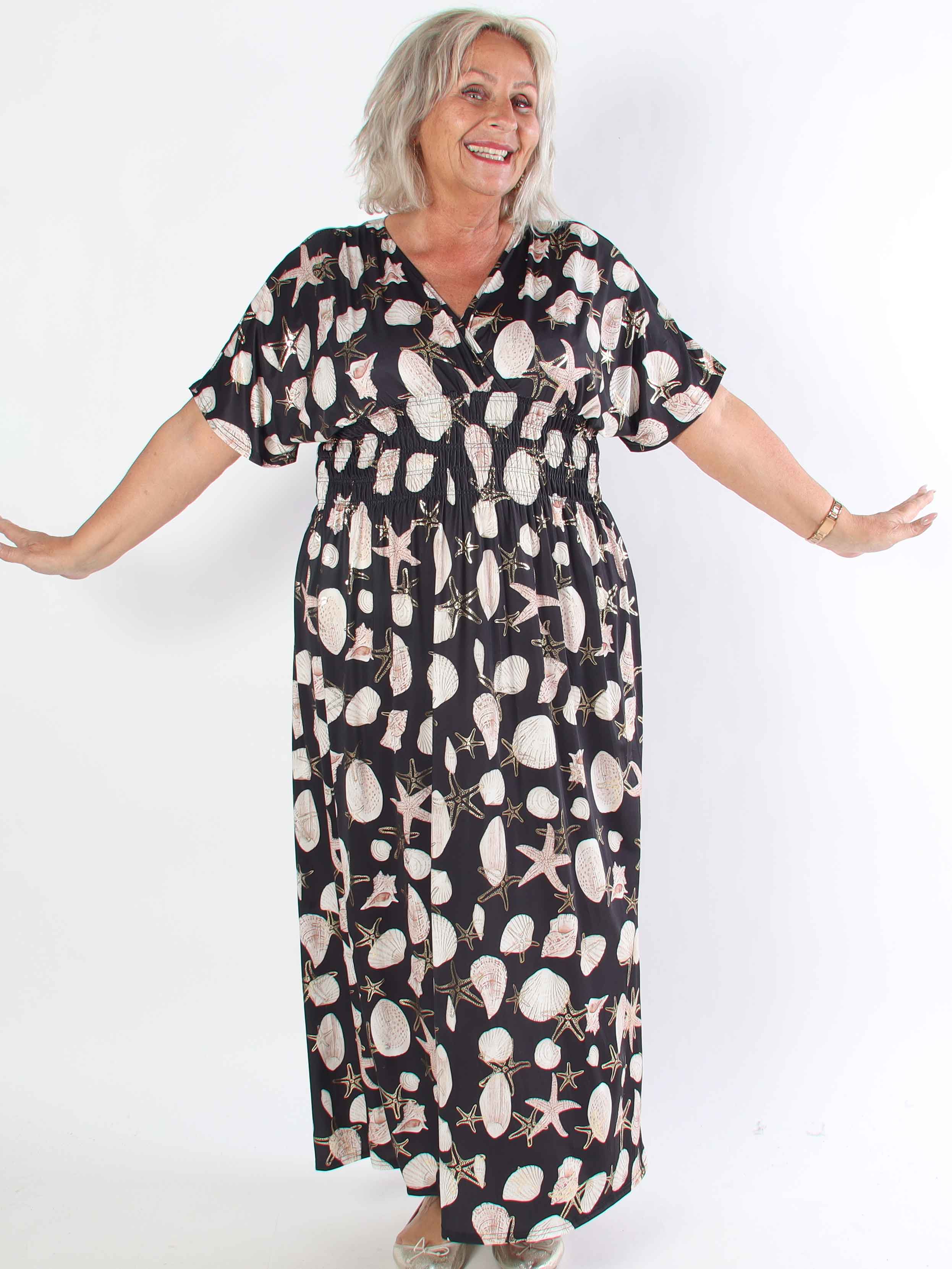Pams Beach - Lang elastisk plus size kjole med muslinge motiver