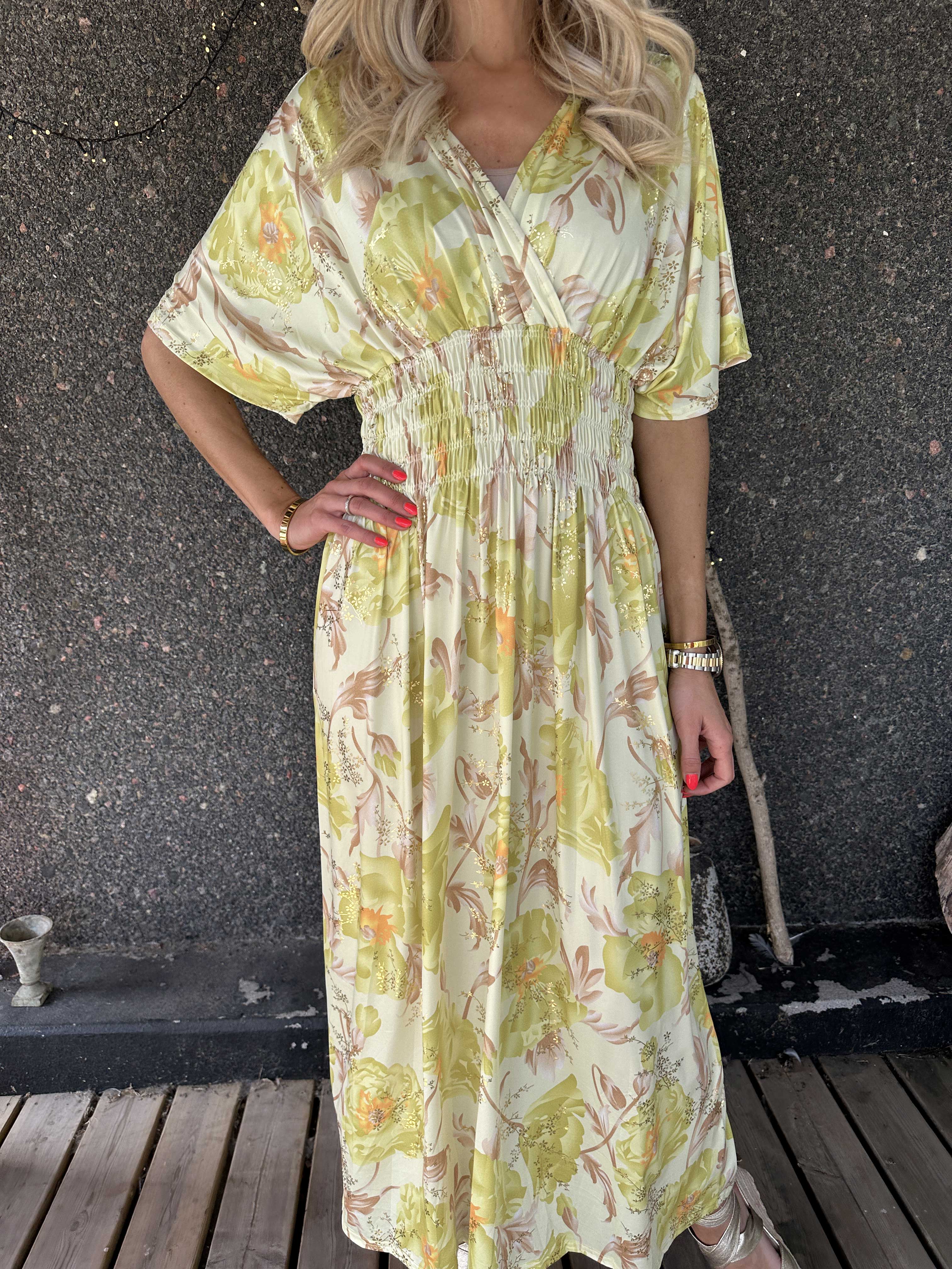 Pams Botanic - Elastisk kjole med blomstermotiver