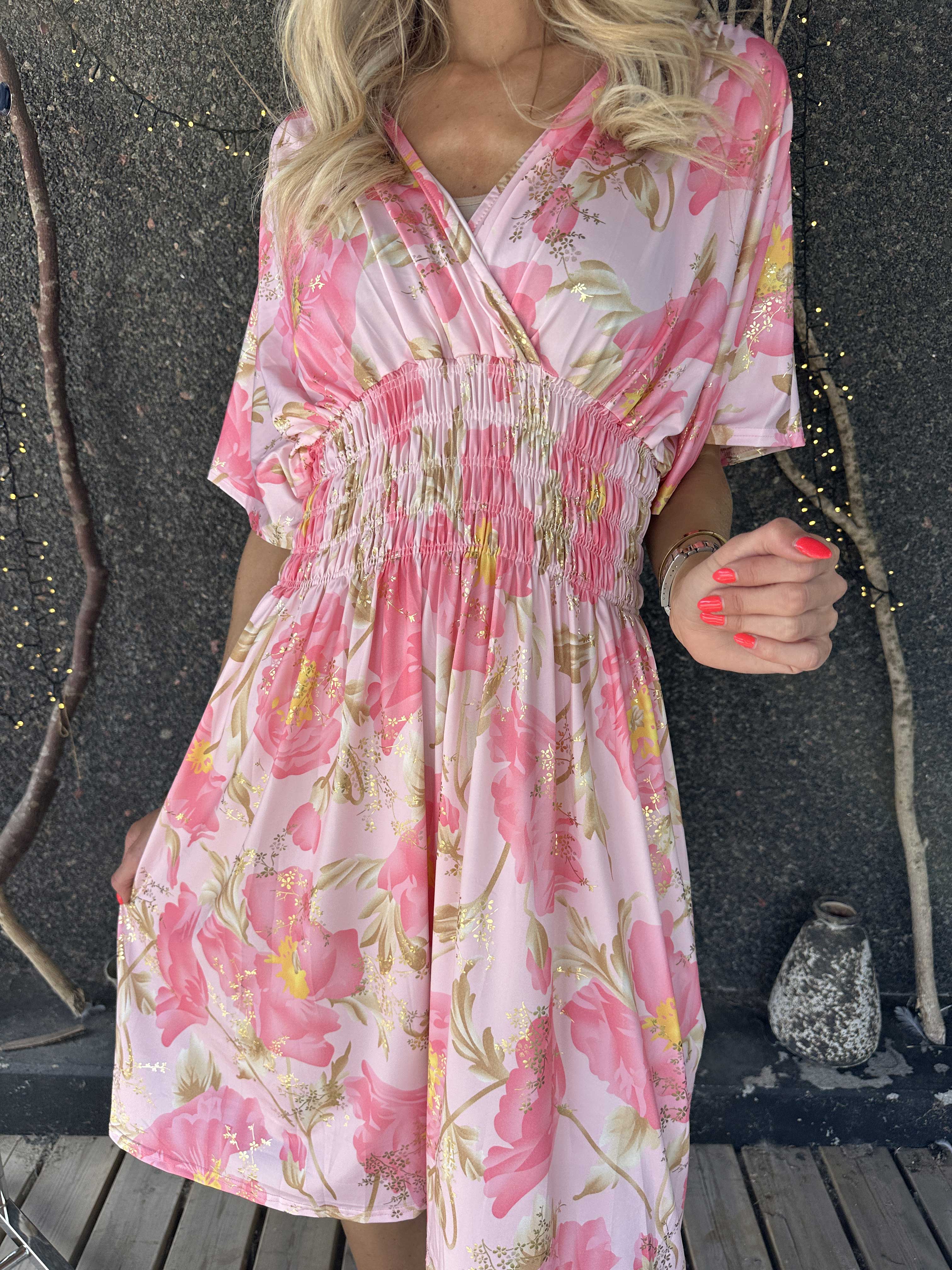 Pams Botanic Short - Elastisk kjole med blomstermotiver