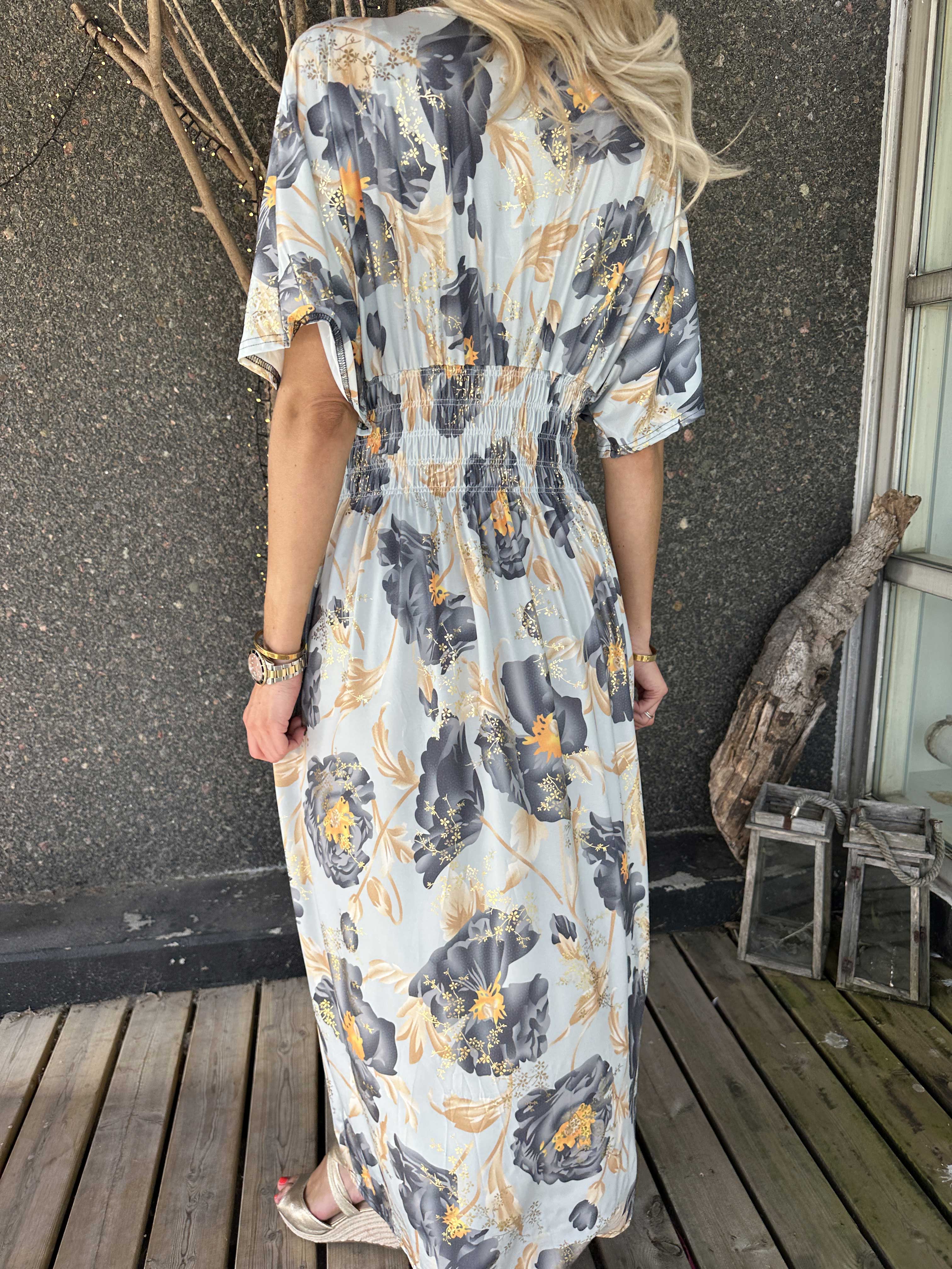 Pams Botanic - Elastisk kjole med blomstermotiver