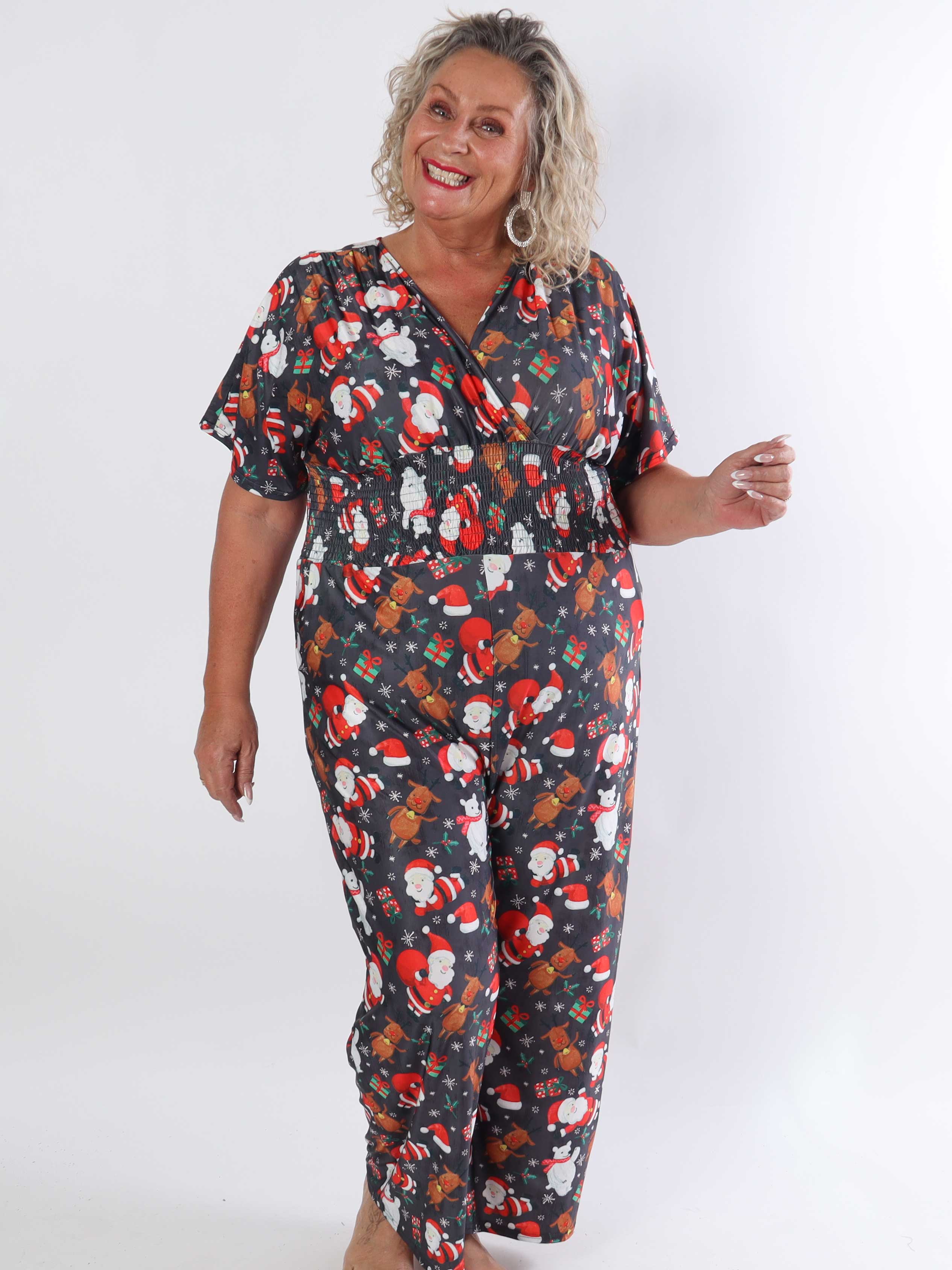 Pams Christmas Jumpsuit - Elastisk plus size buksedragt med julemotiver