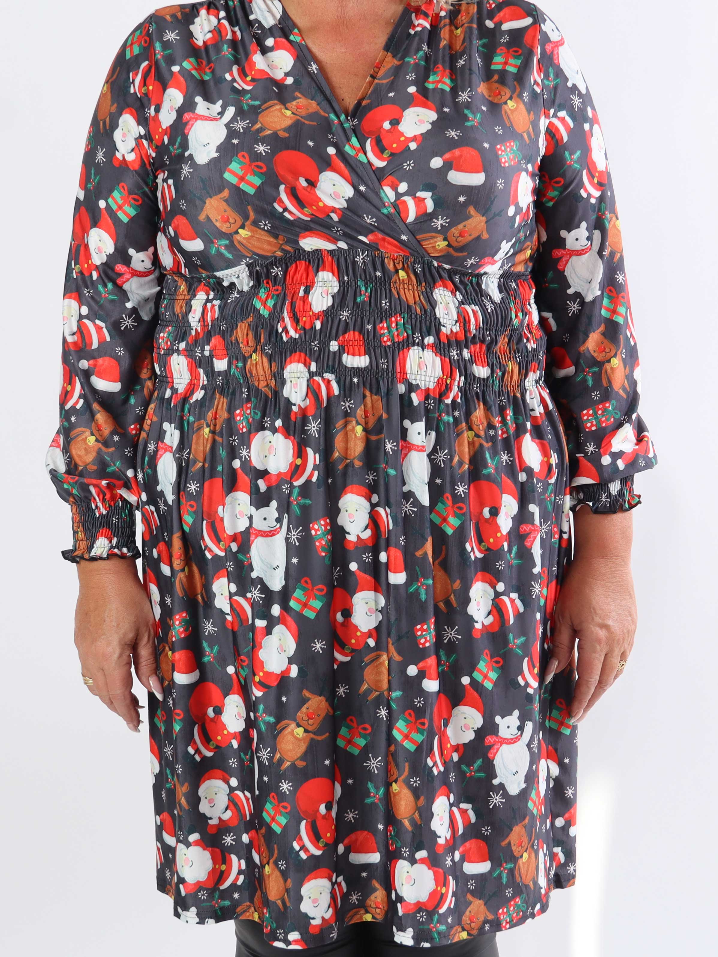 Pams Christmas Short L/S - Elastisk plus size kjole med juleprint