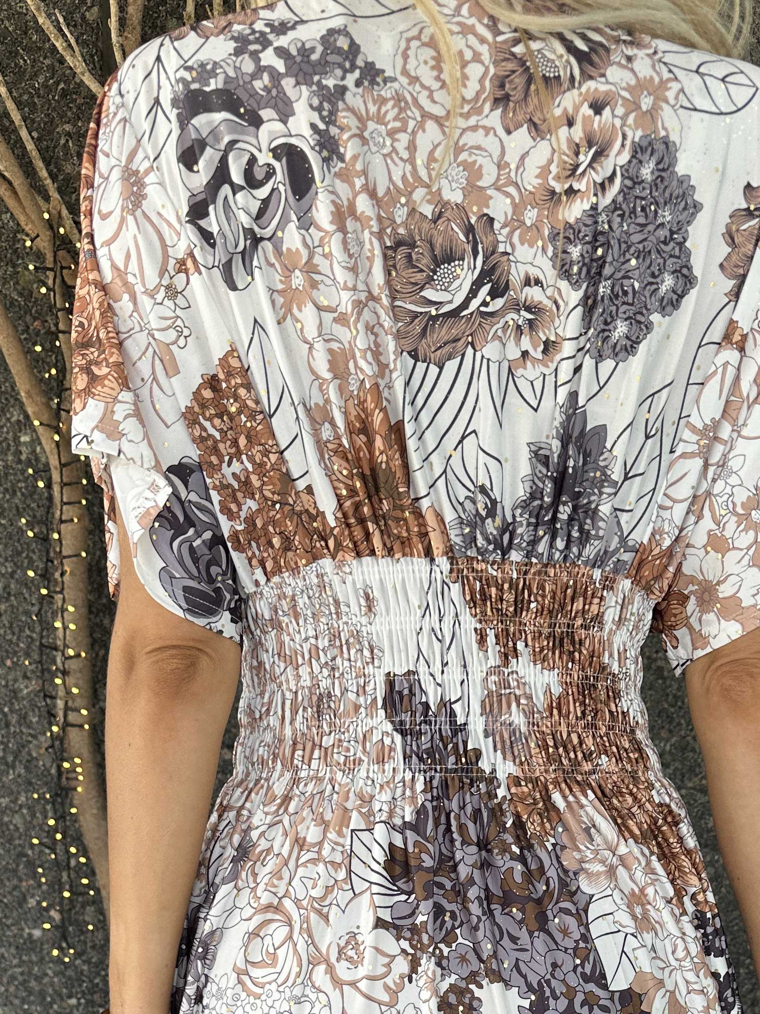 Pams Coachella - Elastisk kjole med farvet mønster