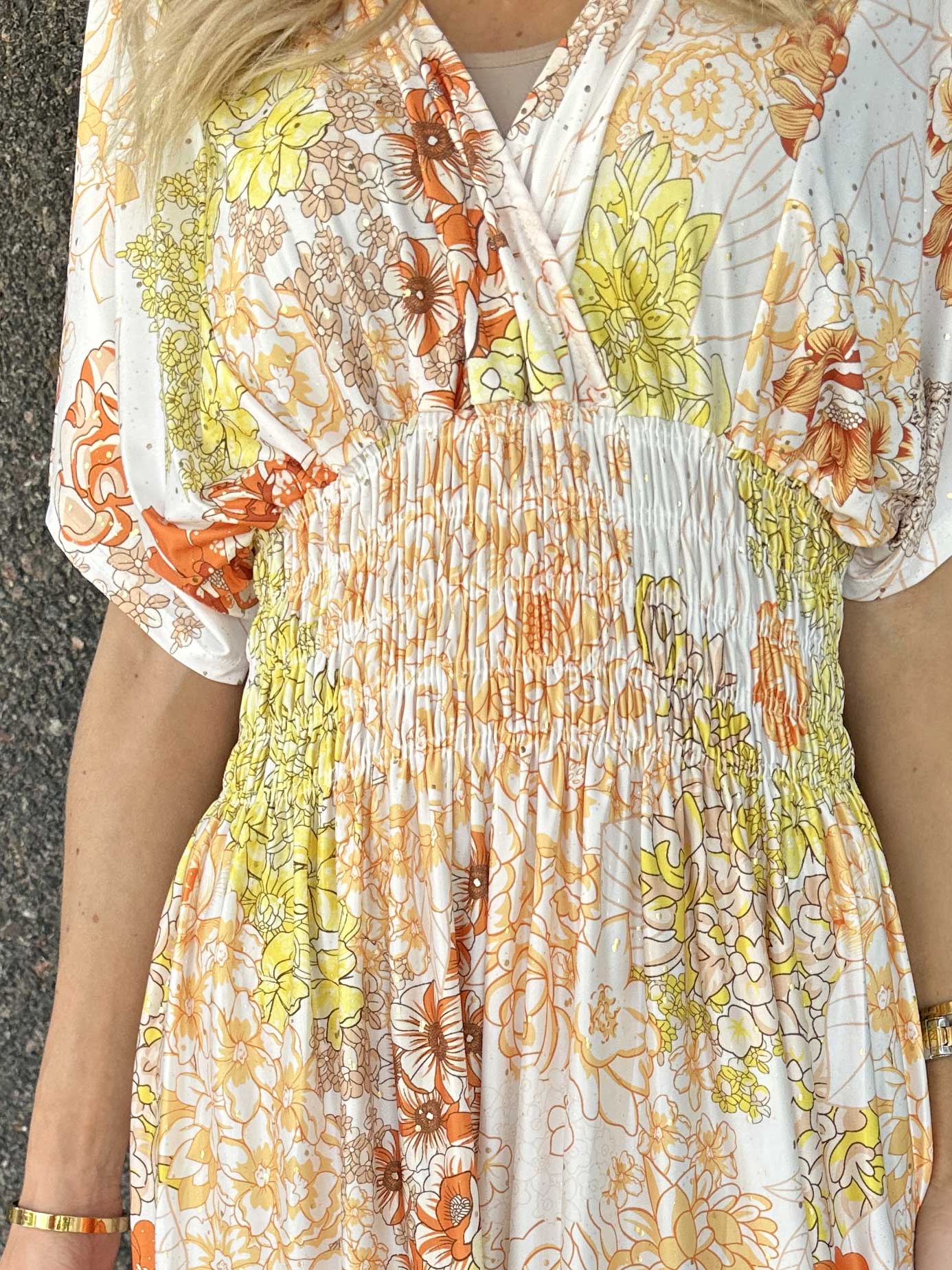 Pams Coachella - Elastisk kjole med farvet mønster