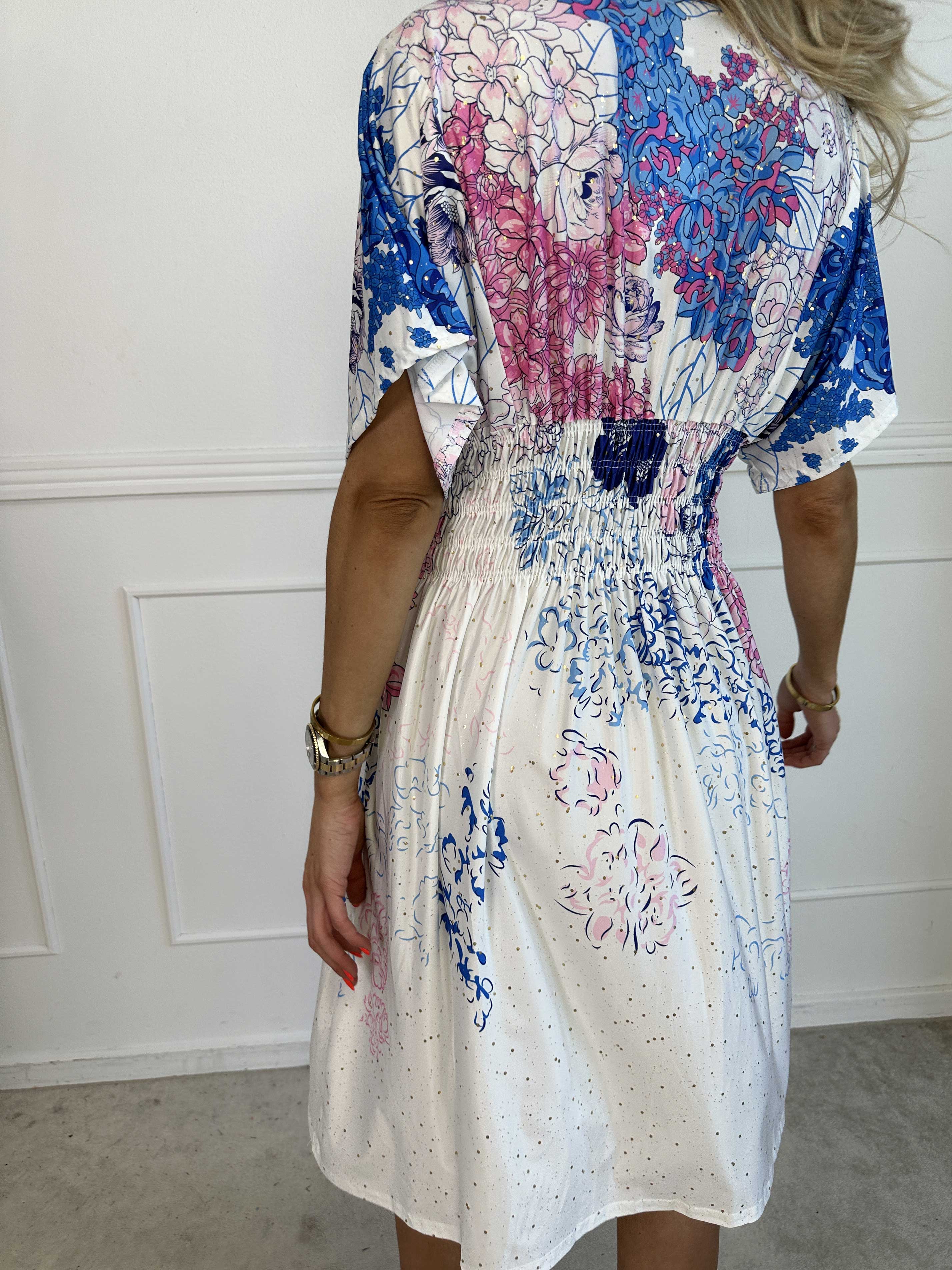 Pams Coachella Short - Elastisk kjole med farvet mønster