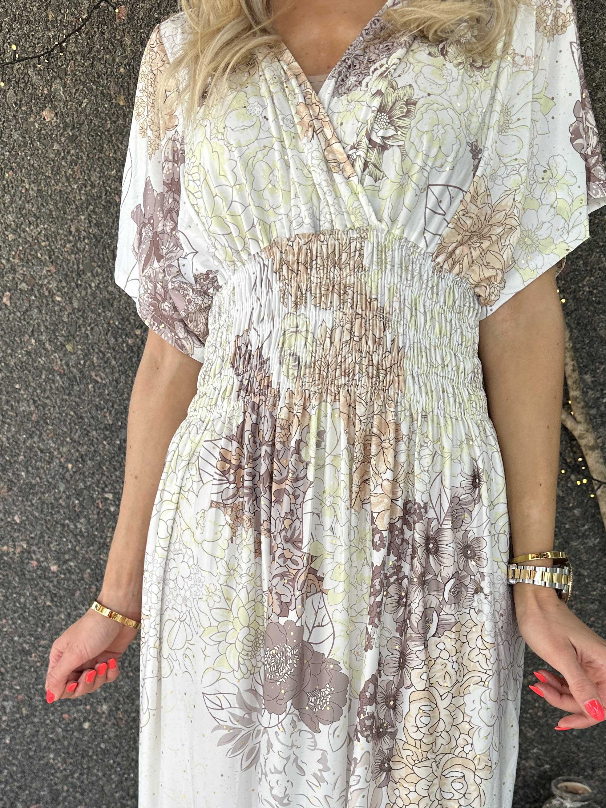 Pams Coachella - Elastisk kjole med farvet mønster