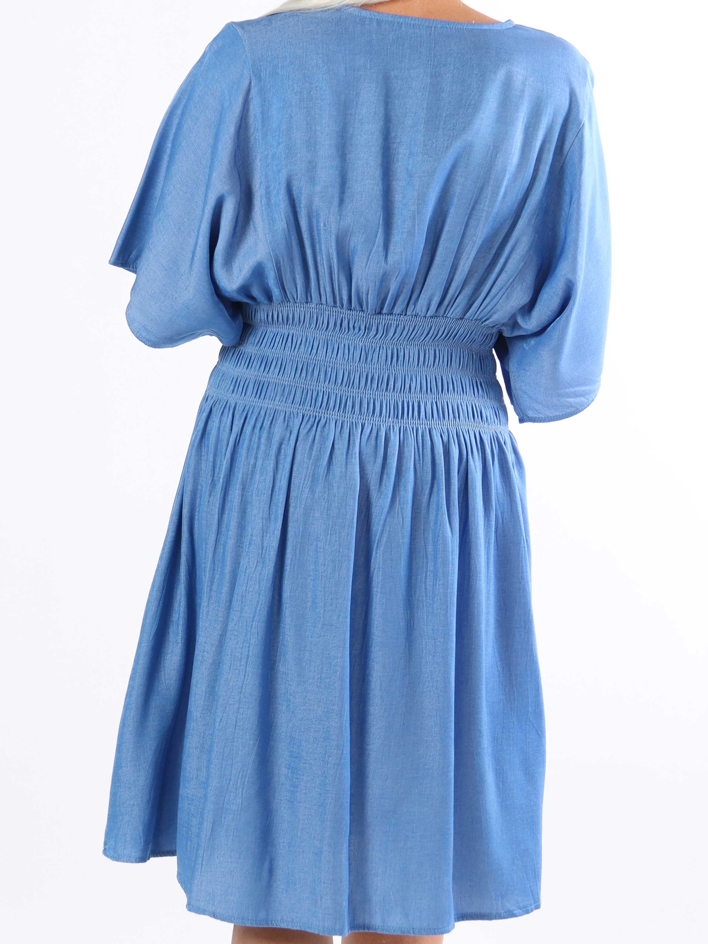 Pams Denim Short - Plus size kjole med smock under brystet