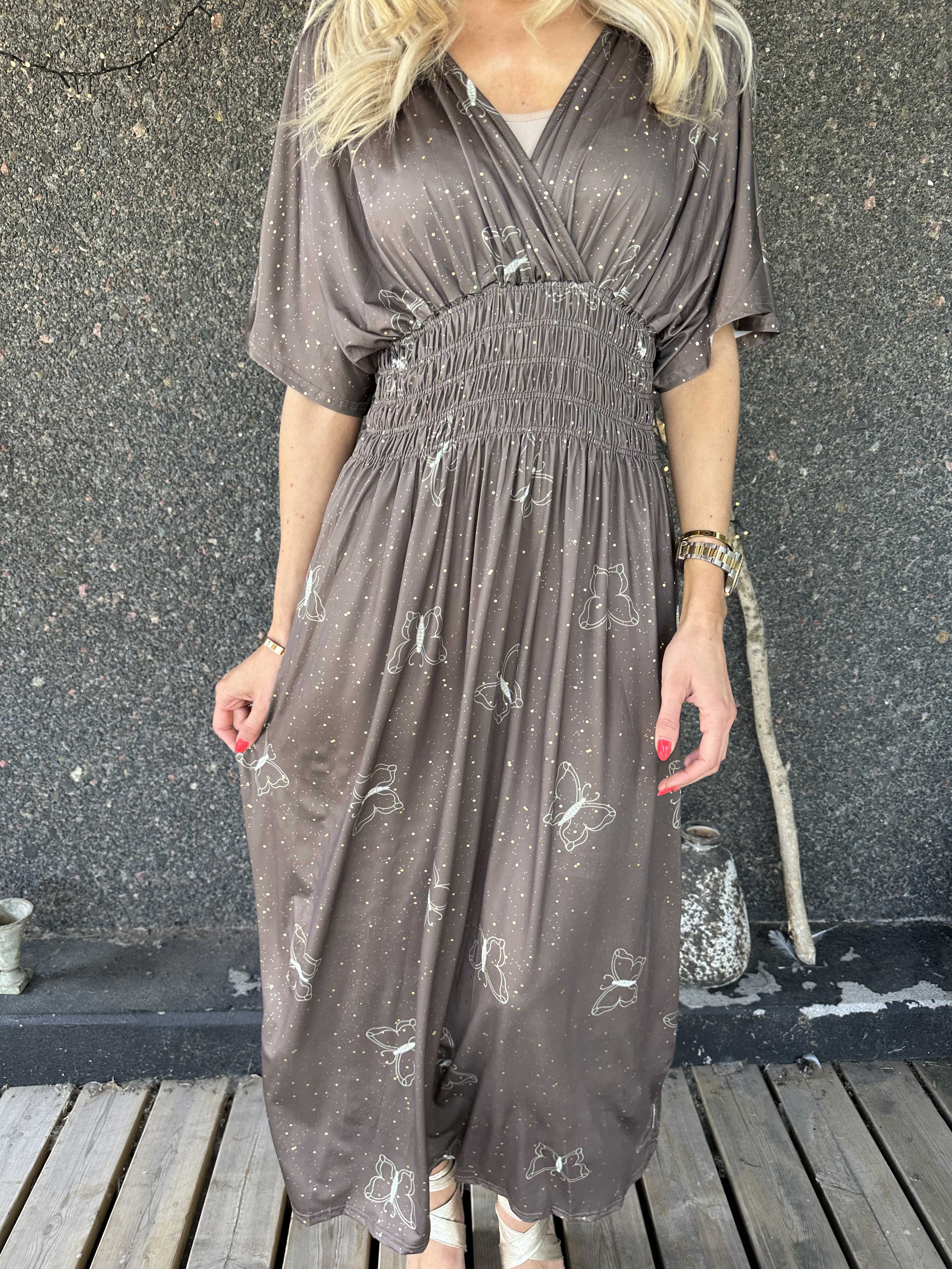 Pams Dust - Elastisk kjole med sommerfugle og guld støv