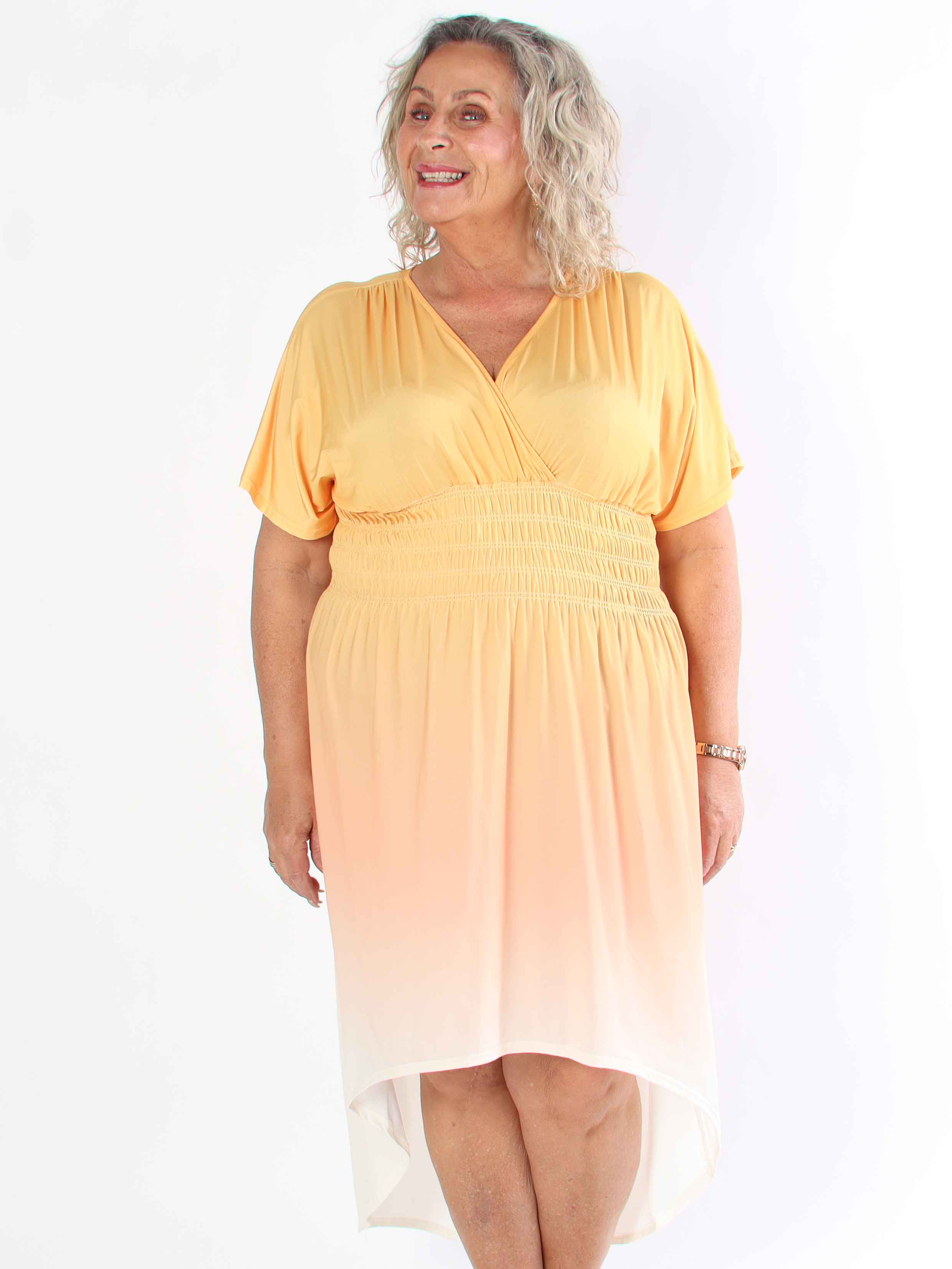 Pams Fade High-low - Elastisk flerfarvet plus size kjole