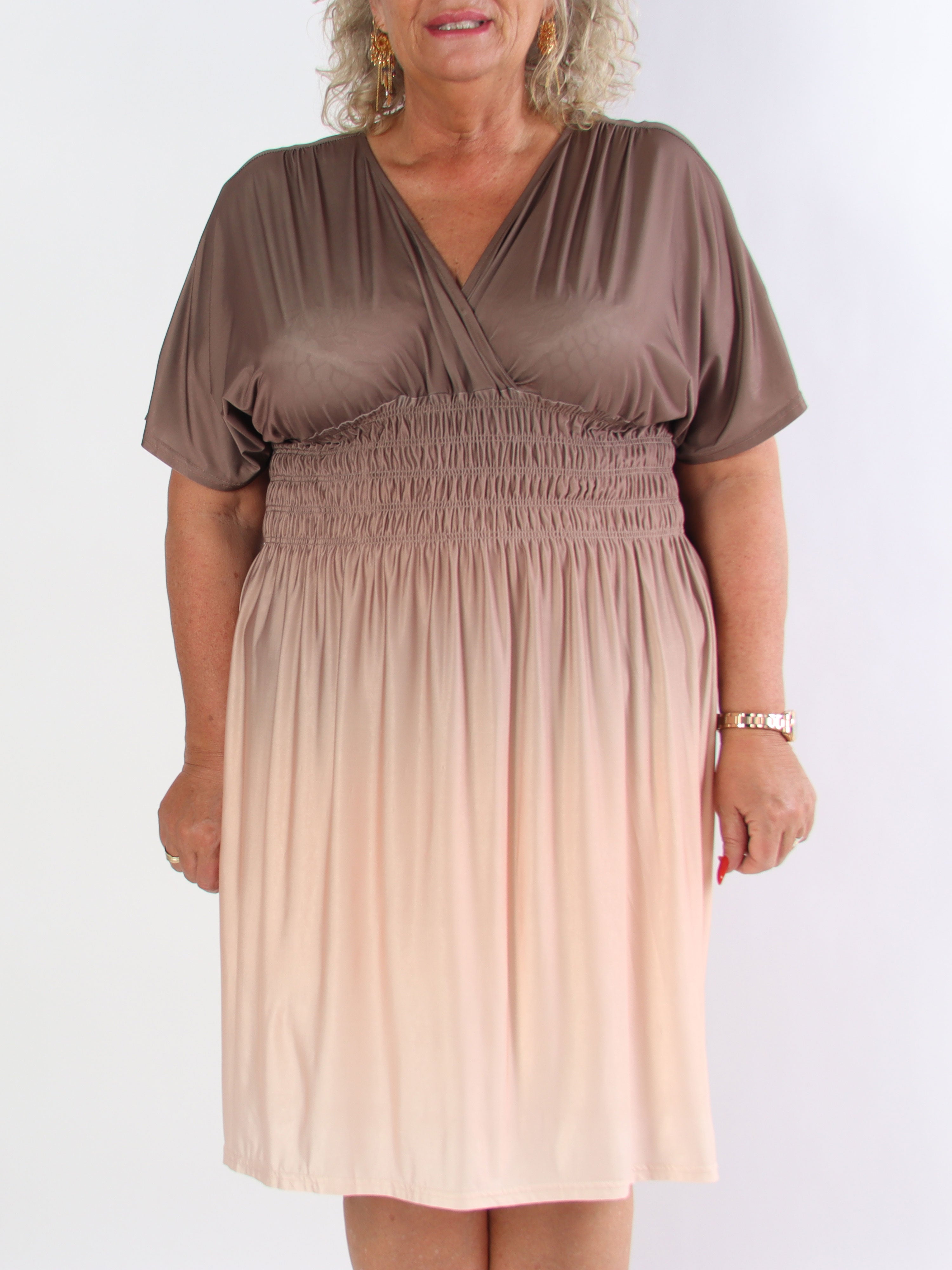 Pams Fade Short - Flerfarvet elastisk plus size kjole