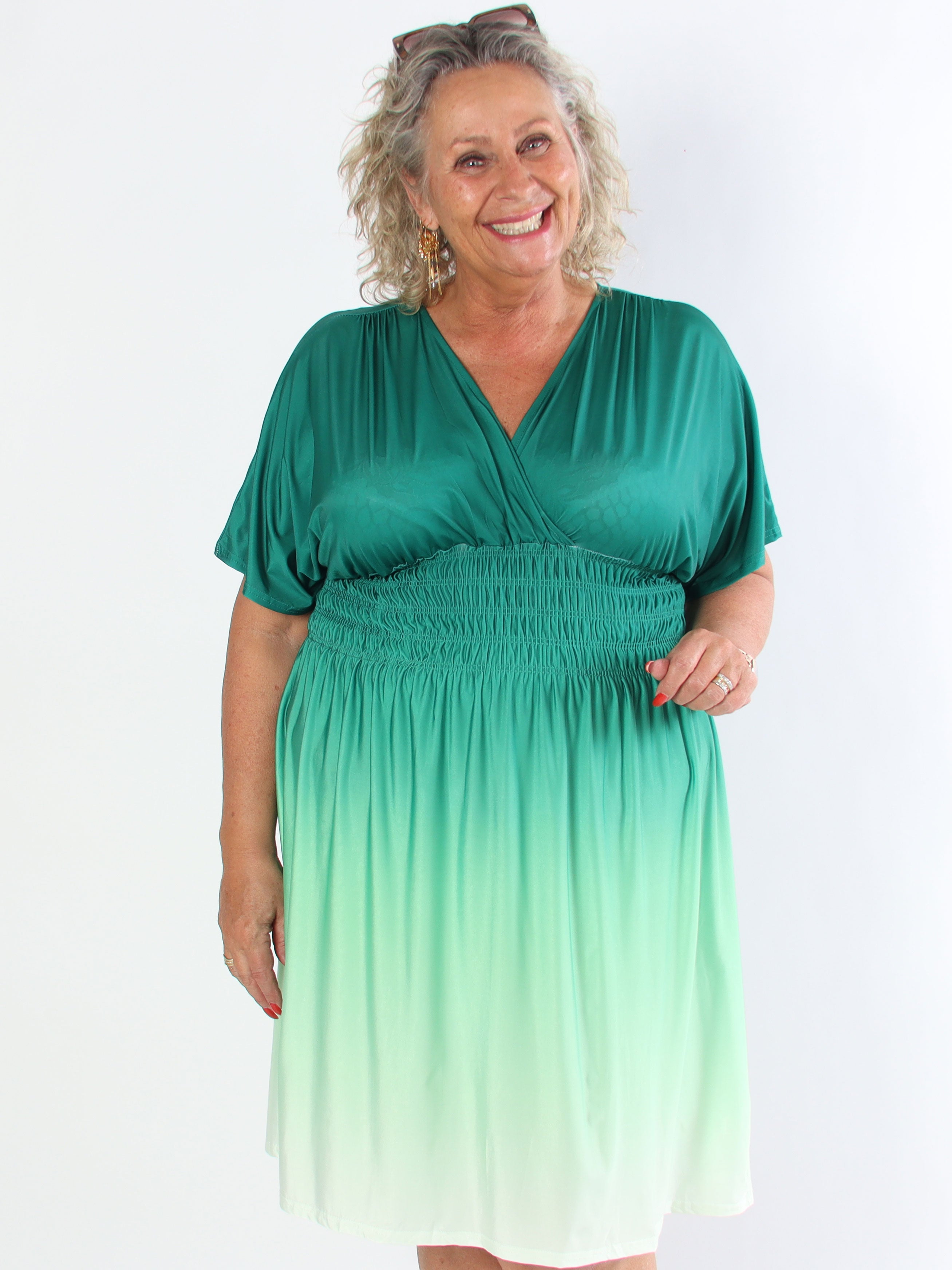 Pams Fade Short - Flerfarvet elastisk plus size kjole