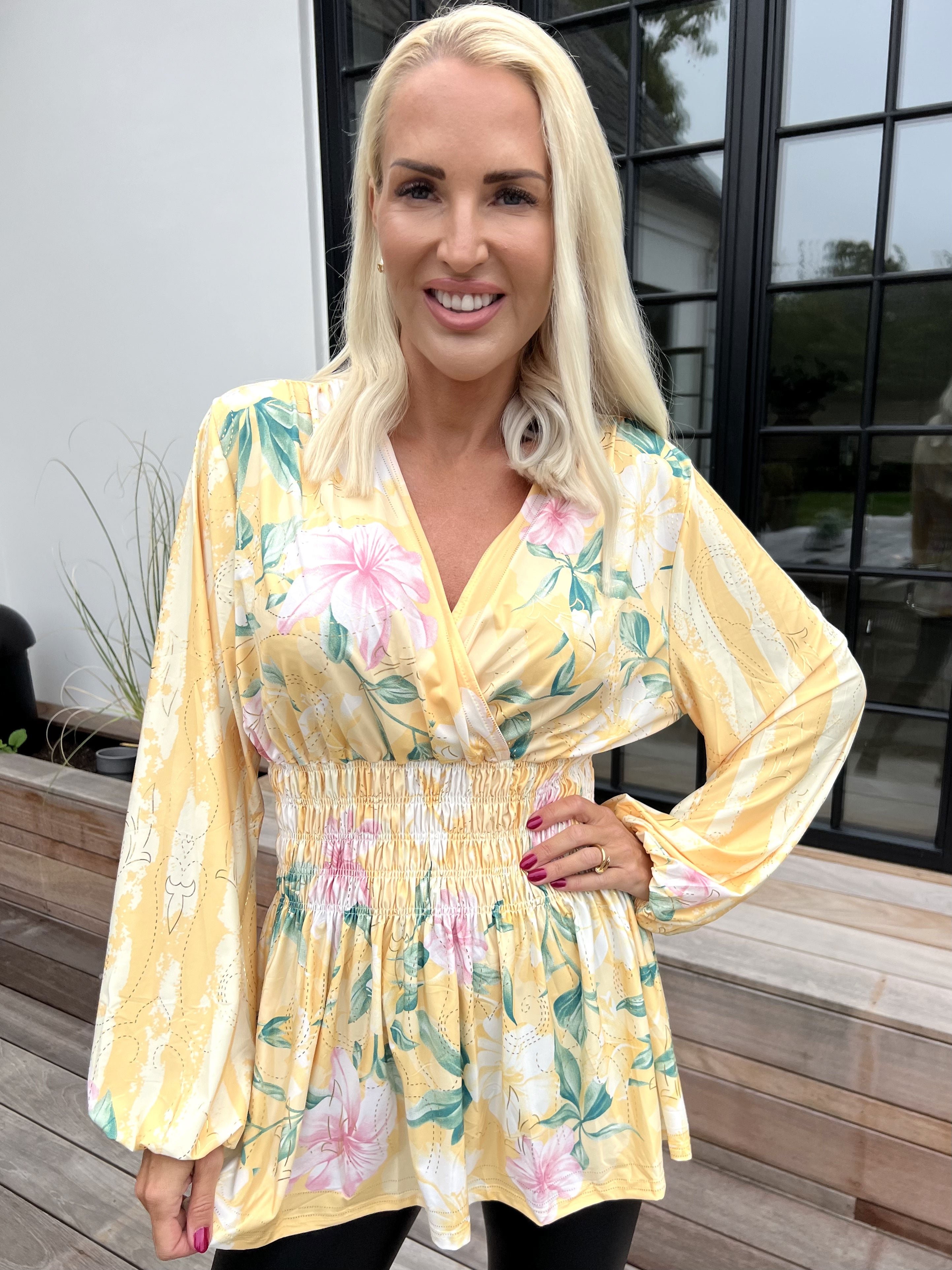 Pams Floral Stripe Shirt L/S - Elastisk bluse med blomsterprint og guld detaljer