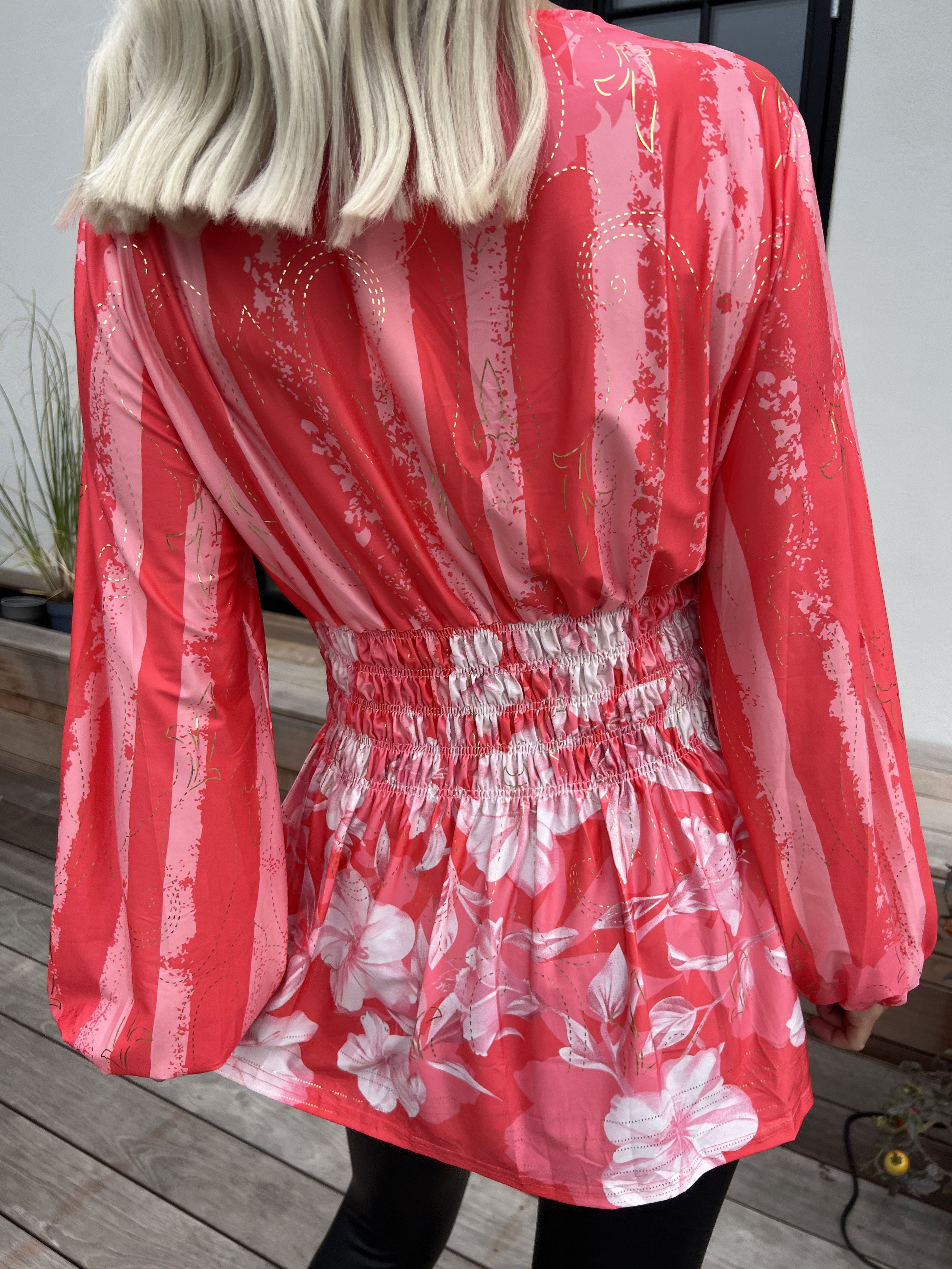 Pams Floral Stripe Shirt L/S - Elastisk bluse med blomsterprint og guld detaljer