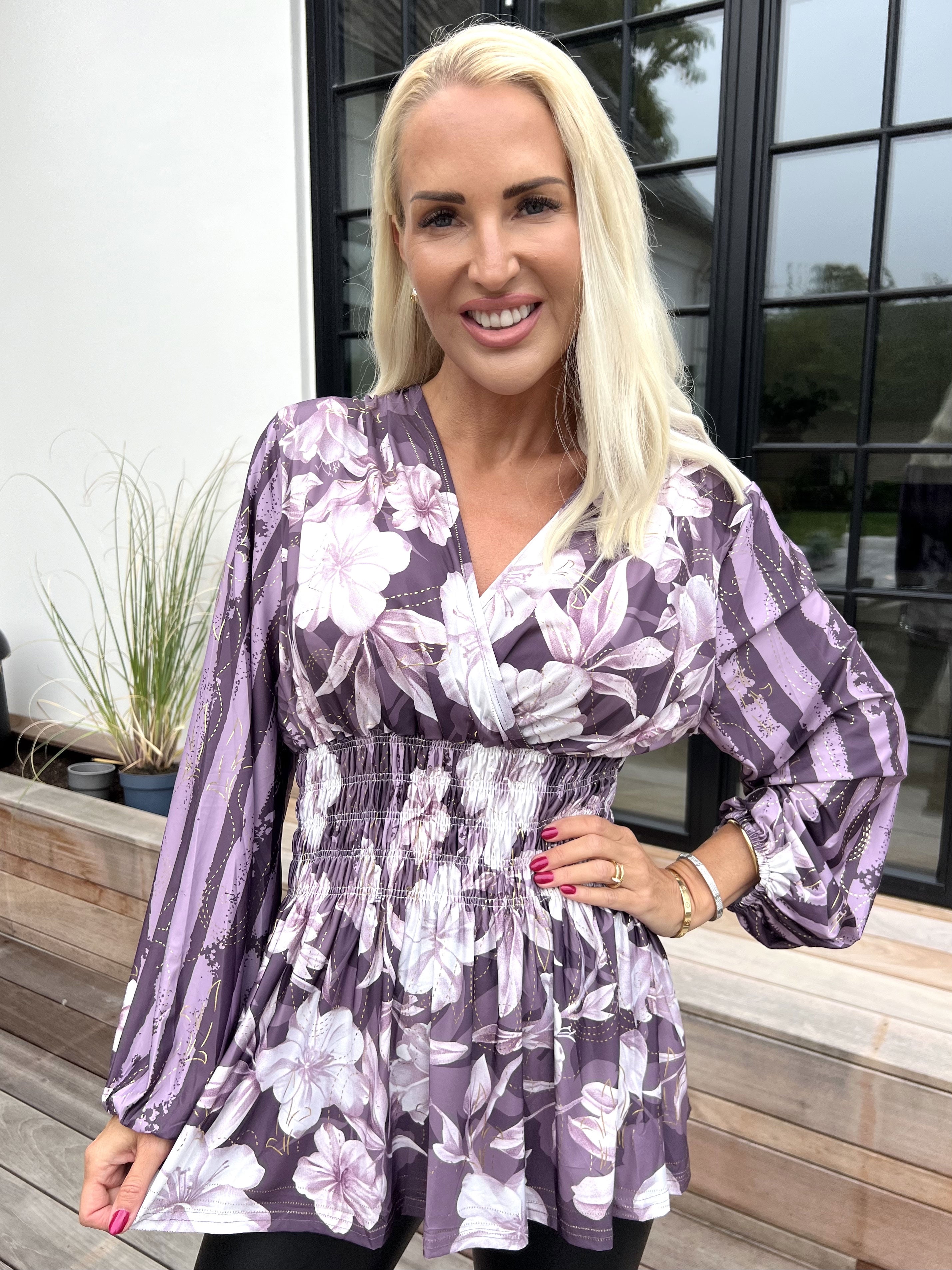 Pams Floral Stripe Shirt L/S - Elastisk bluse med blomsterprint og guld detaljer