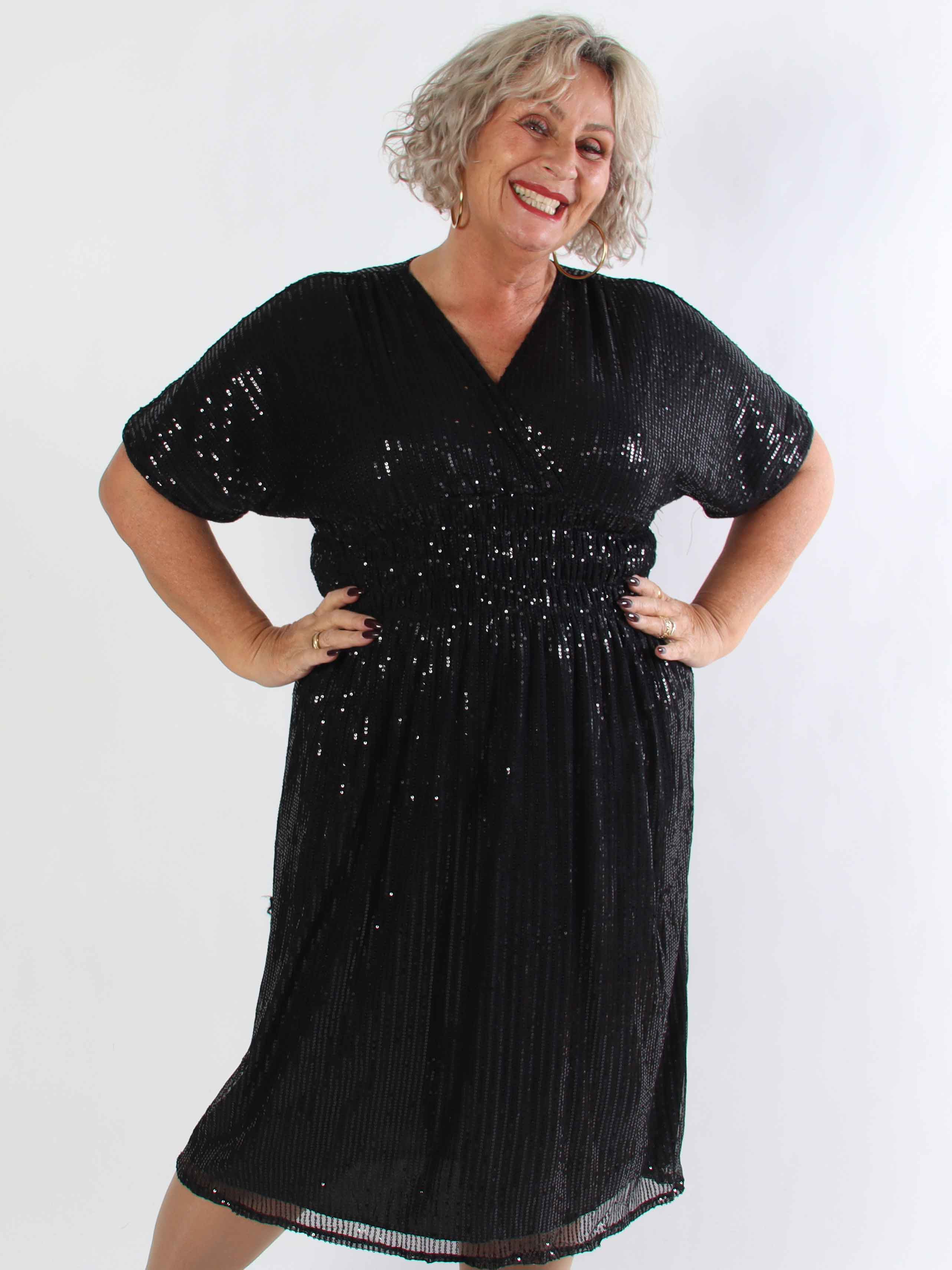 Pams Glitter Midi - Smuk plus size kjole med pailletter og smock i livet