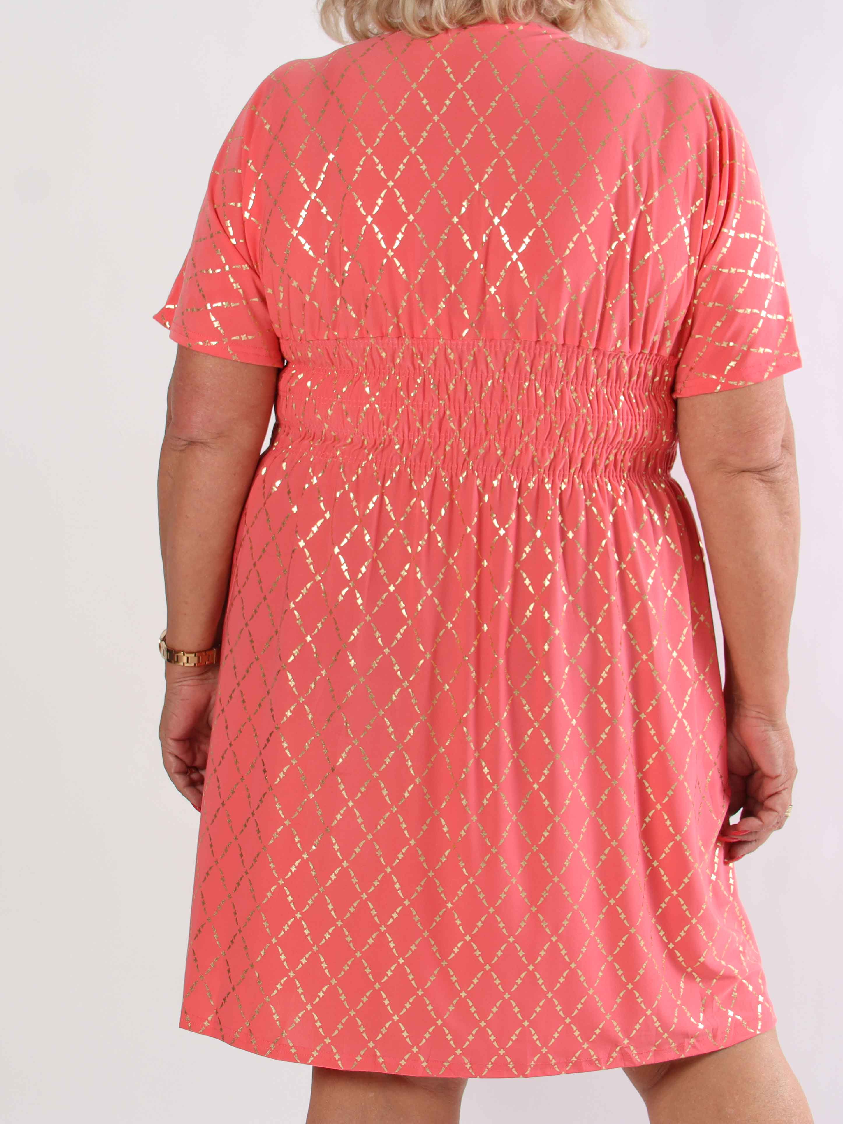 Pams Gold Check Short - Kort elastisk plus size kjole med guld detaljer