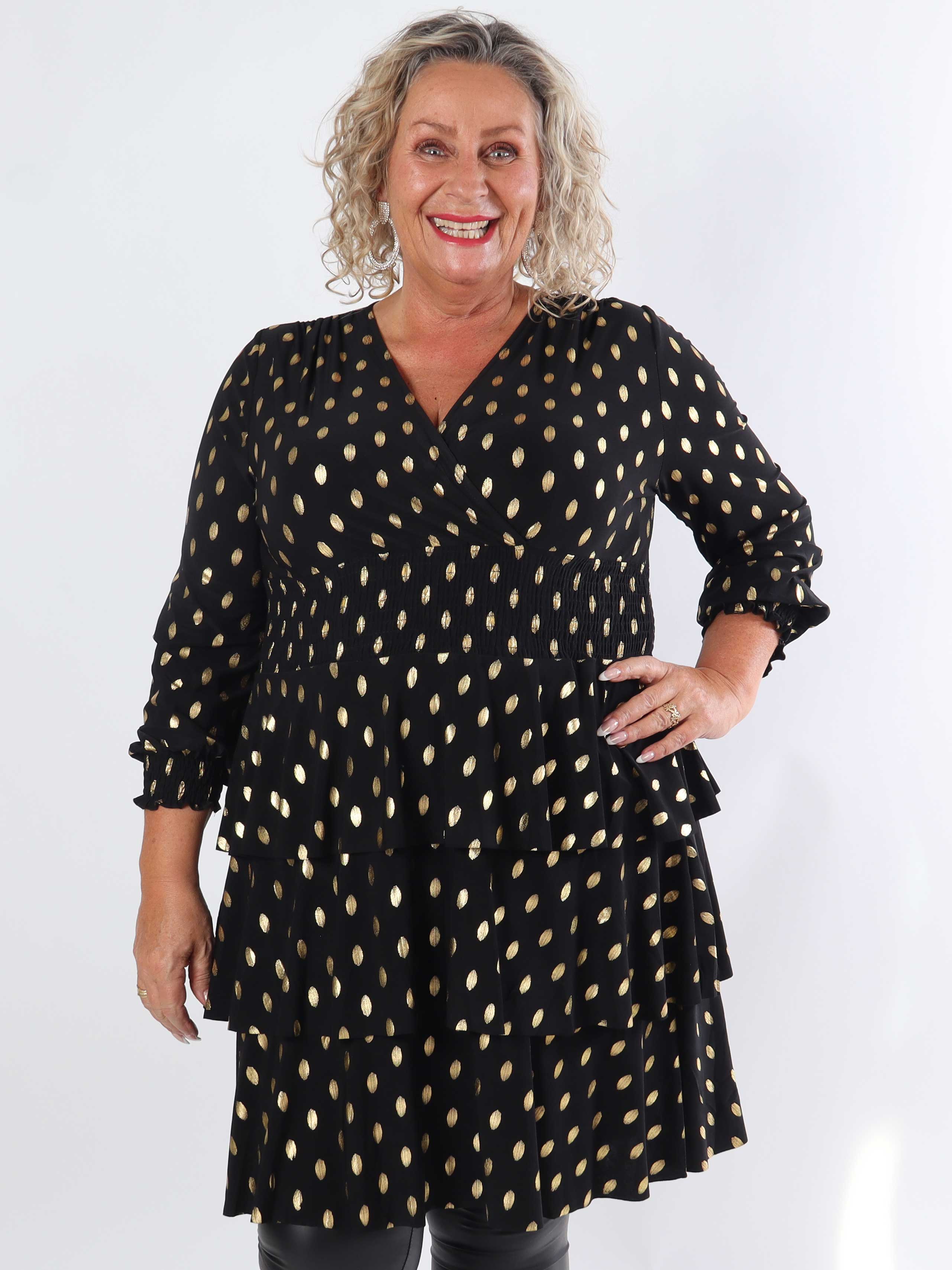 Pams Gold Dot Frills - Sød elastisk plus size kjole med flæser