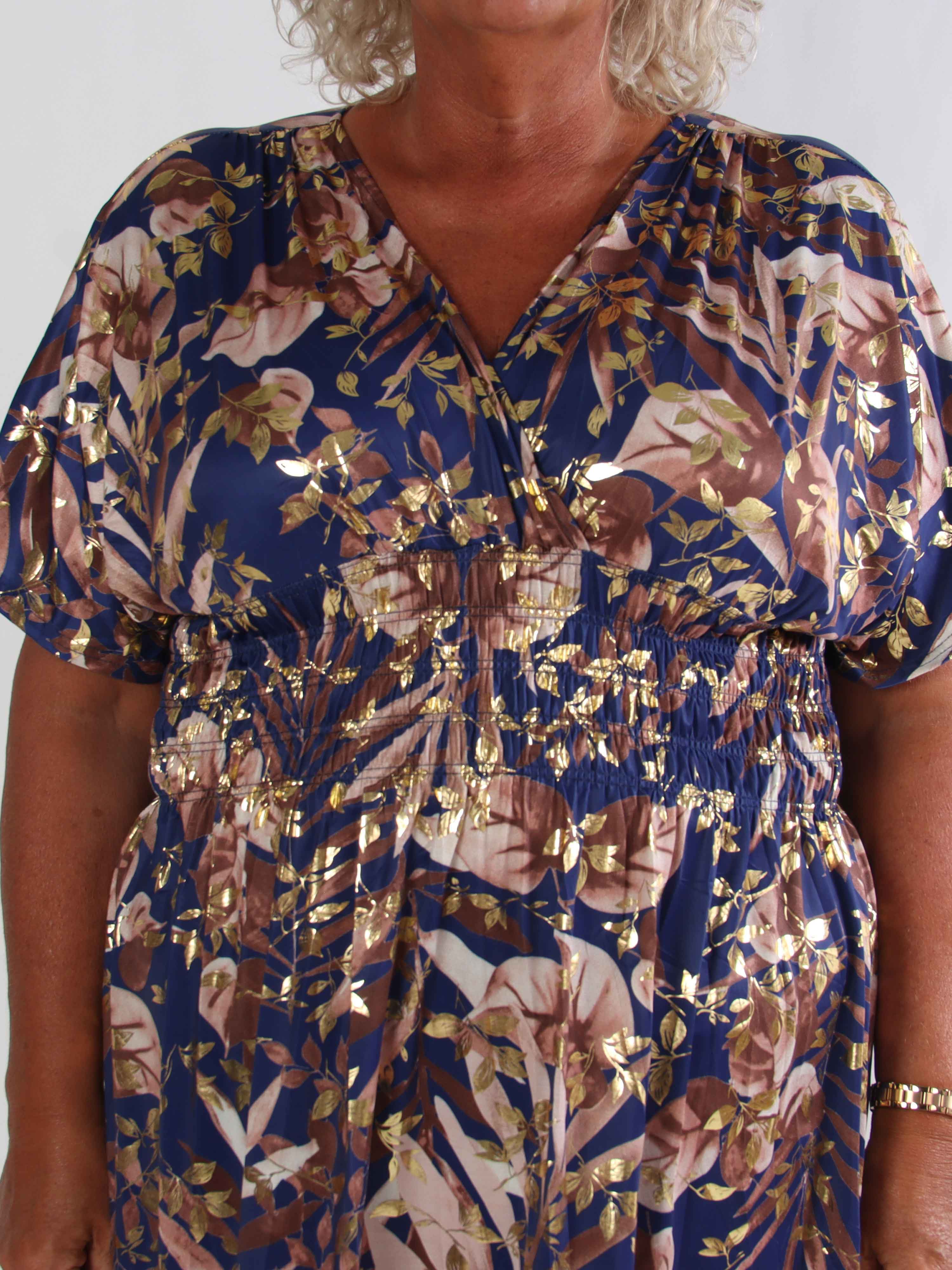 Pams Gold Leaf Short - Plus size kjole med blomsterprint og guld detaljer