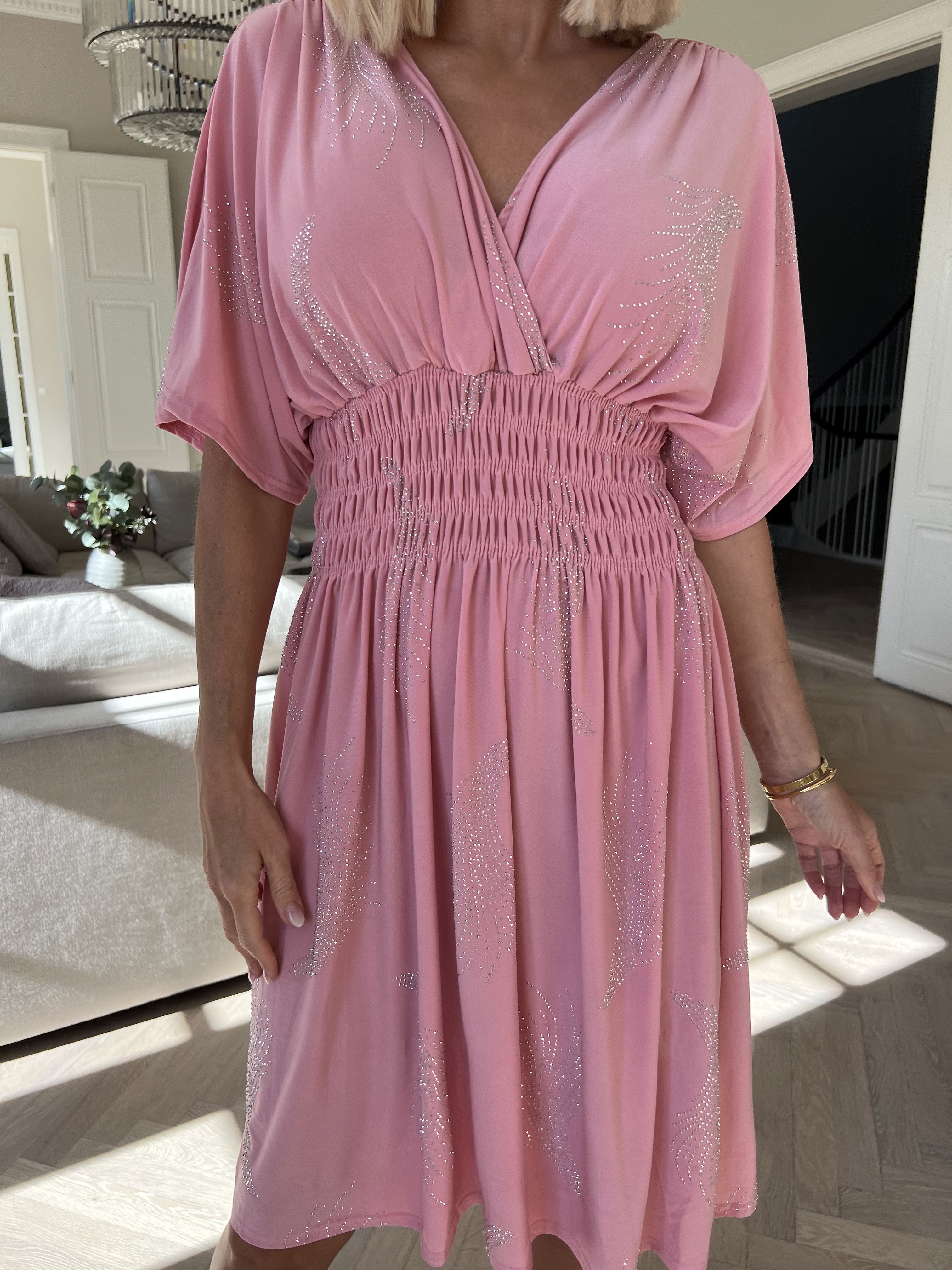 Pams Leaf Crystal Short - Elastisk kjole med mønster af similisten