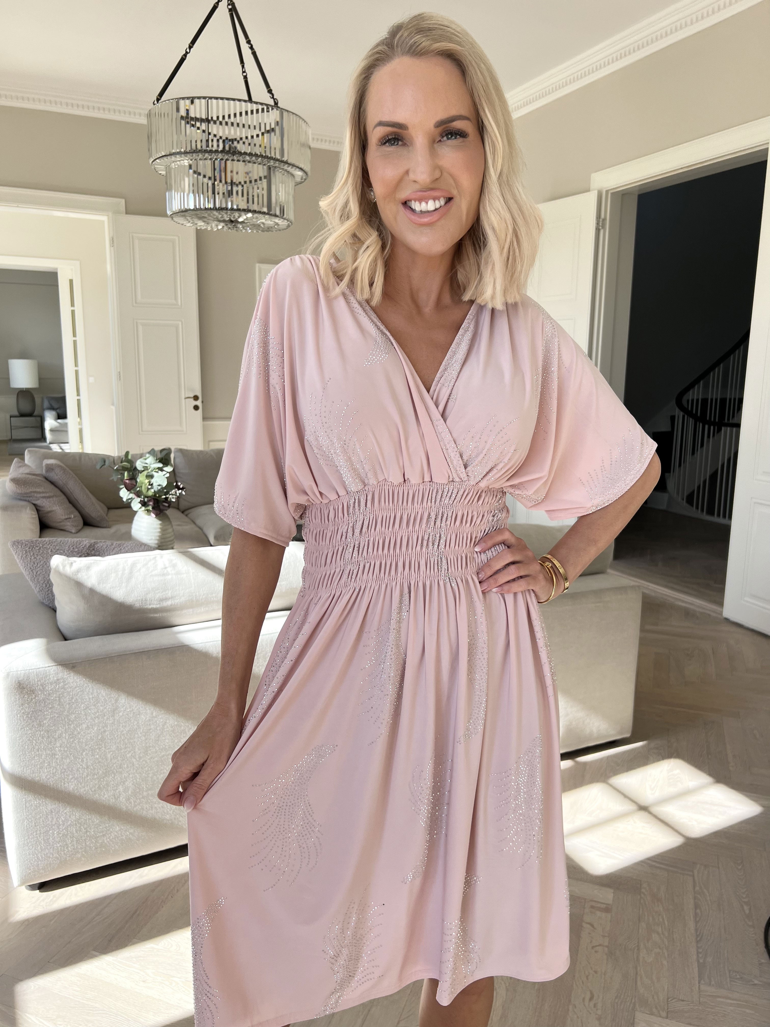 Pams Leaf Crystal Short - Elastisk kjole med mønster af similisten