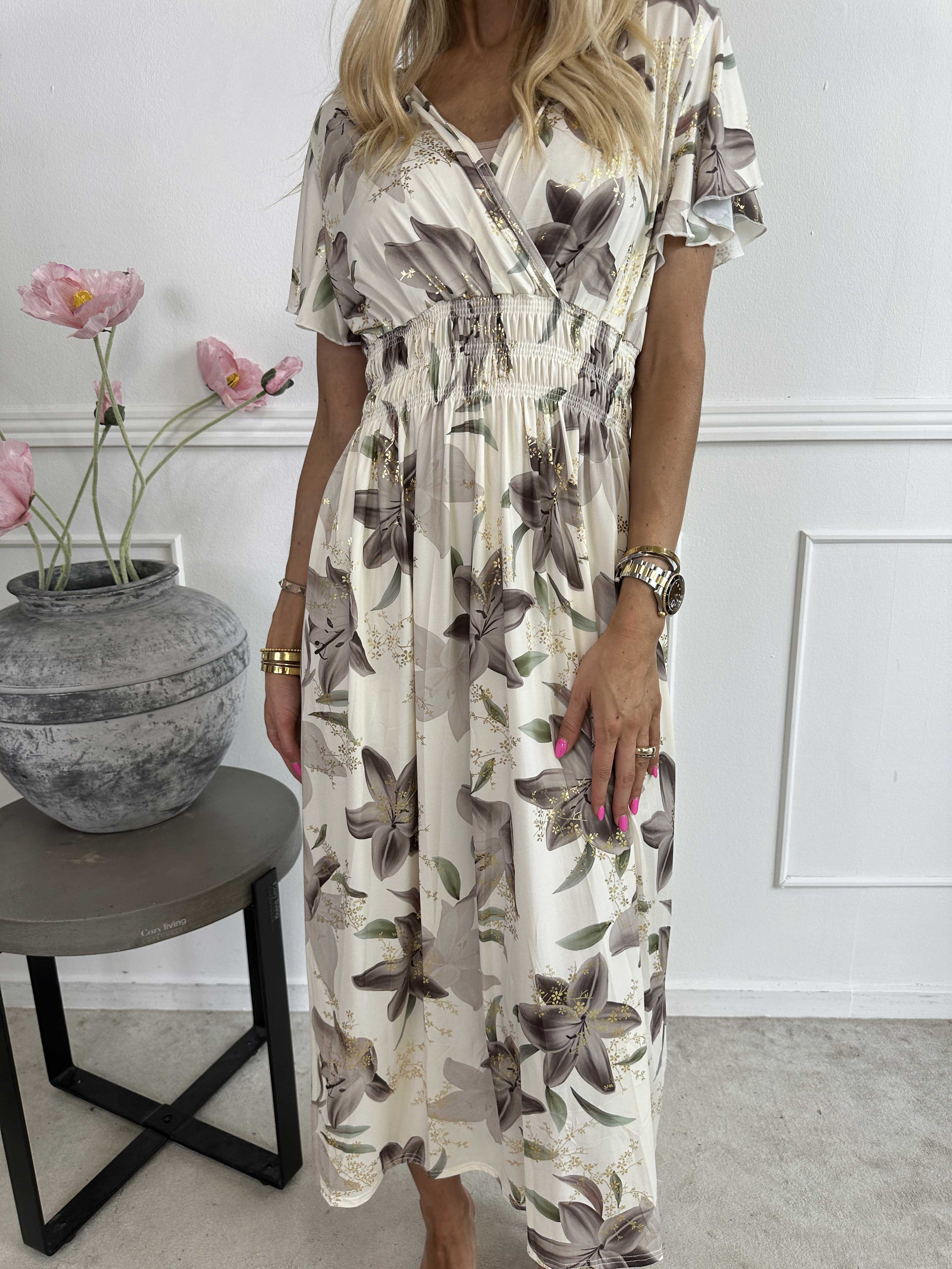 Pams Lilies - Elastisk kjole med lilje motiver og guld detaljer