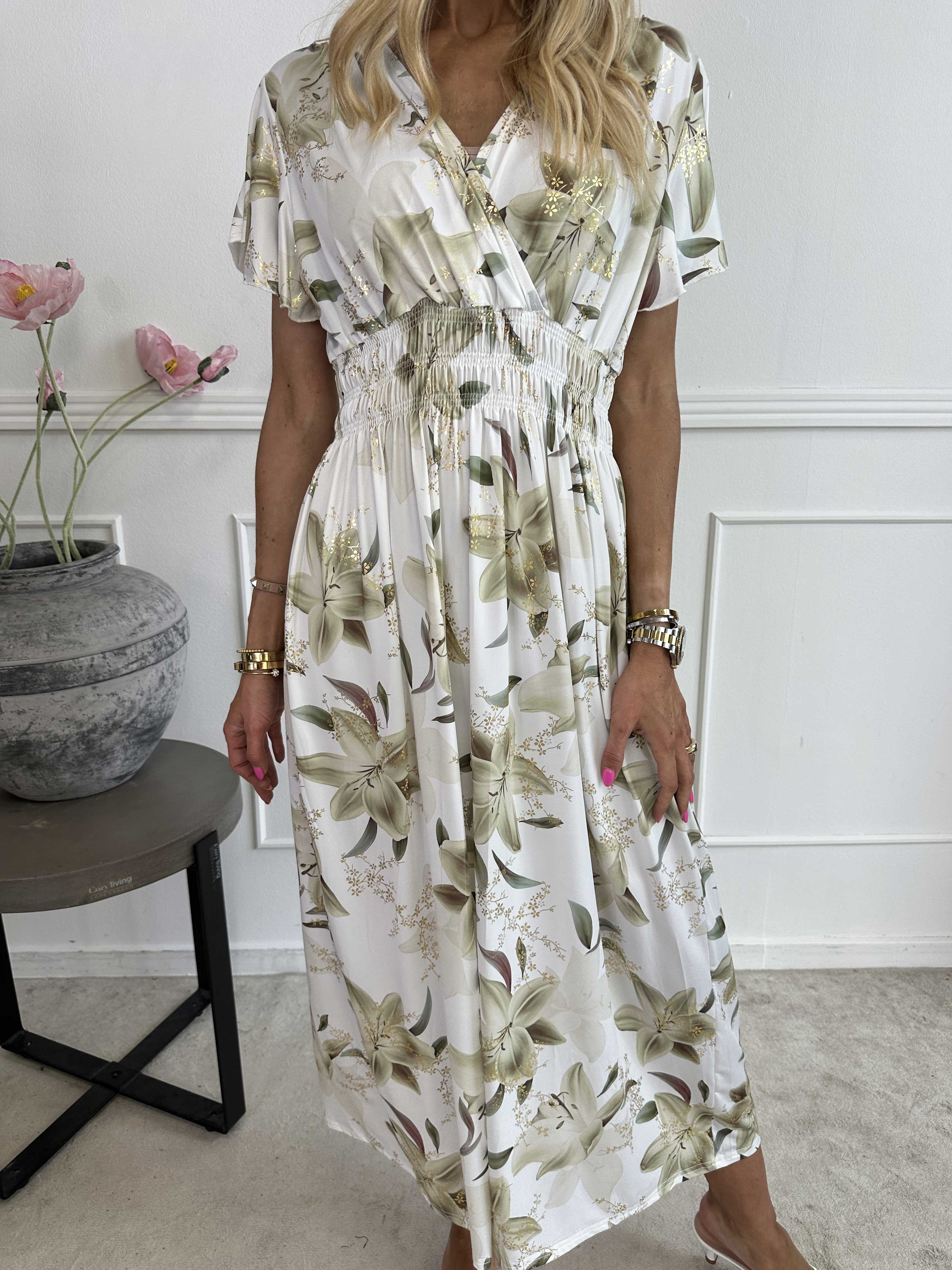 Pams Lilies - Elastisk kjole med lilje motiver og guld detaljer