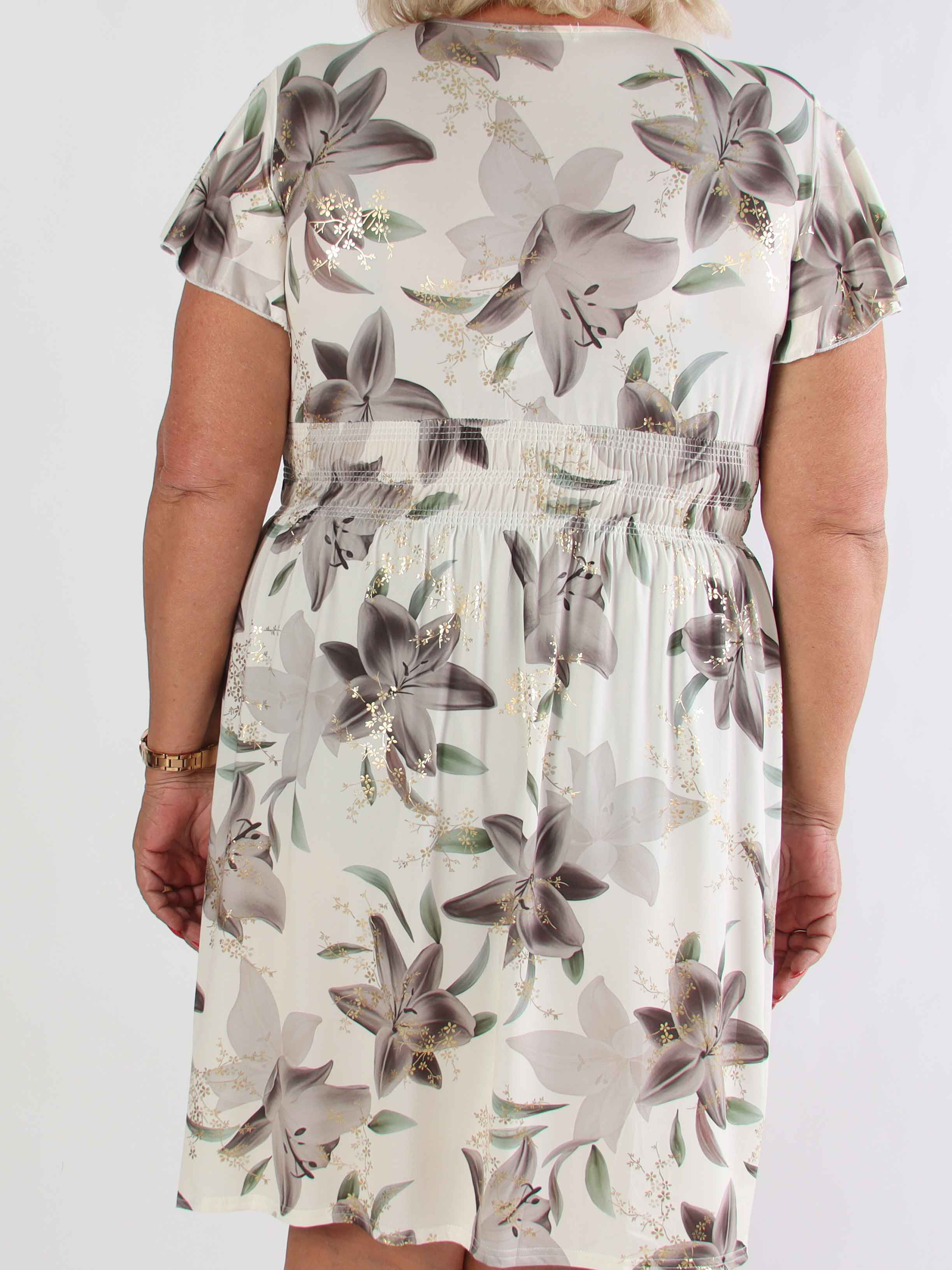 Pams Lilies Short - Kort elastisk plus size kjole med lilje motiver og guld detaljer