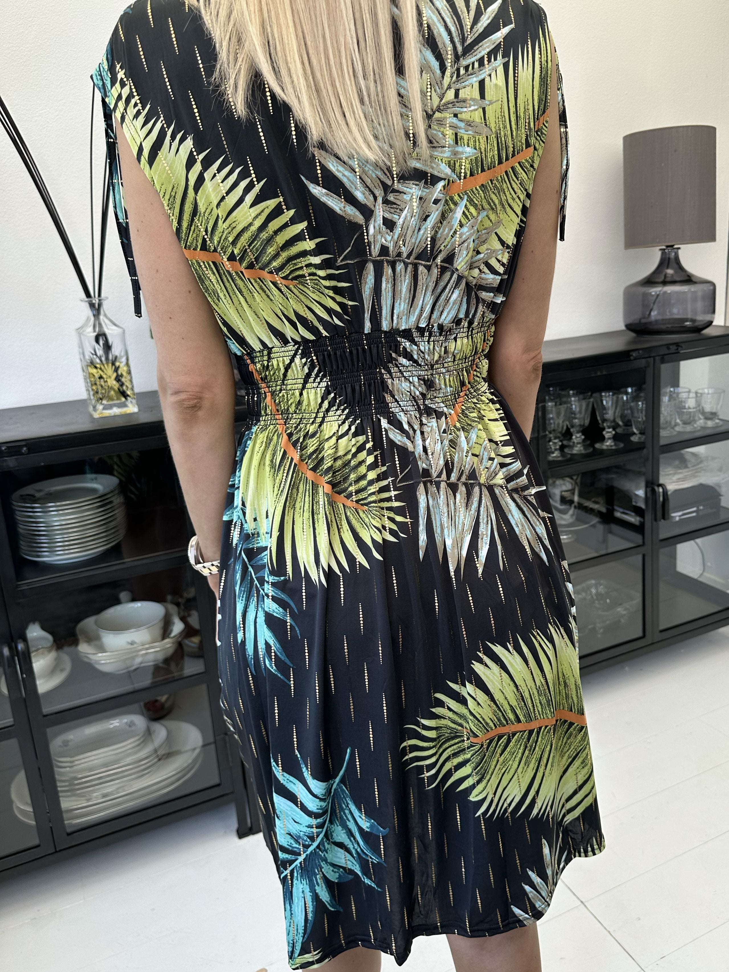 Pams palm Short - Kort elastisk kjole i krølfrit stof