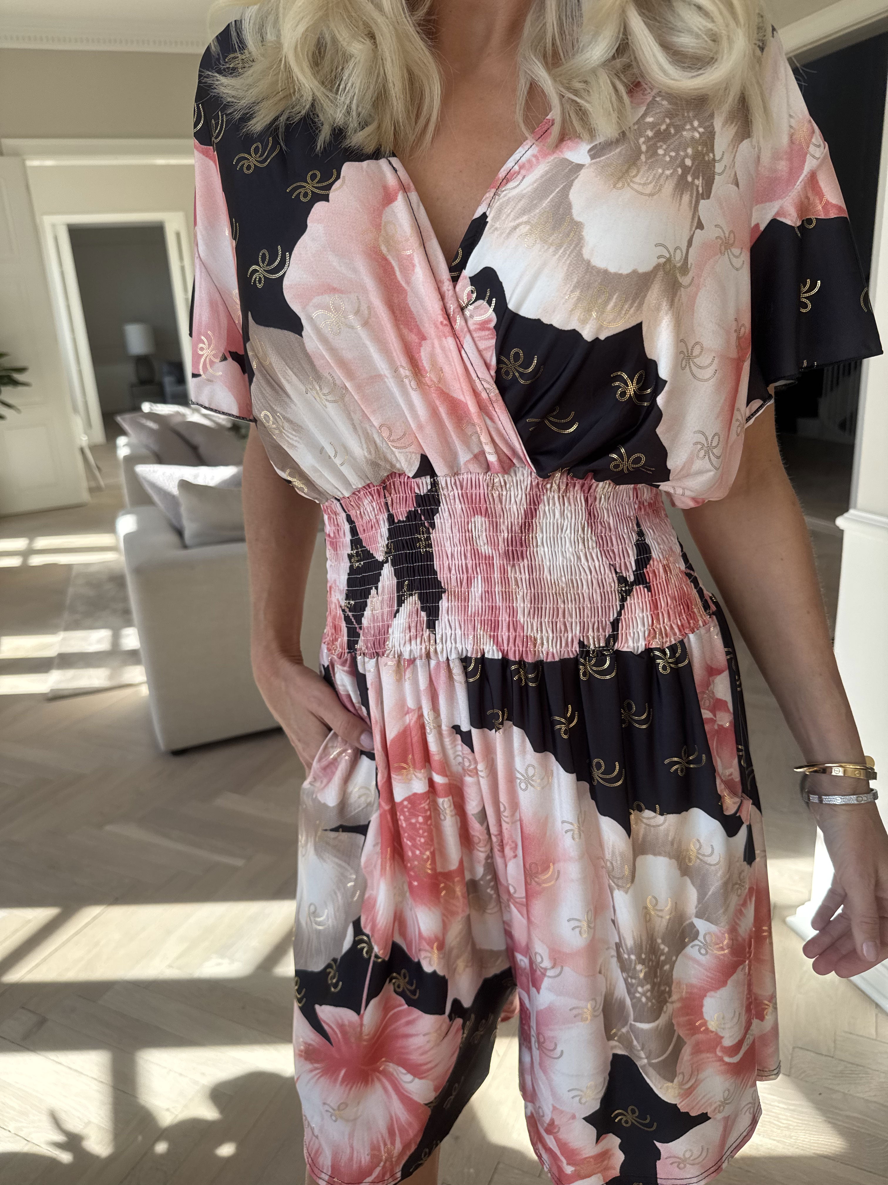 Pams Peony Playsuit - Elastisk buksedragt med blomstermotiv