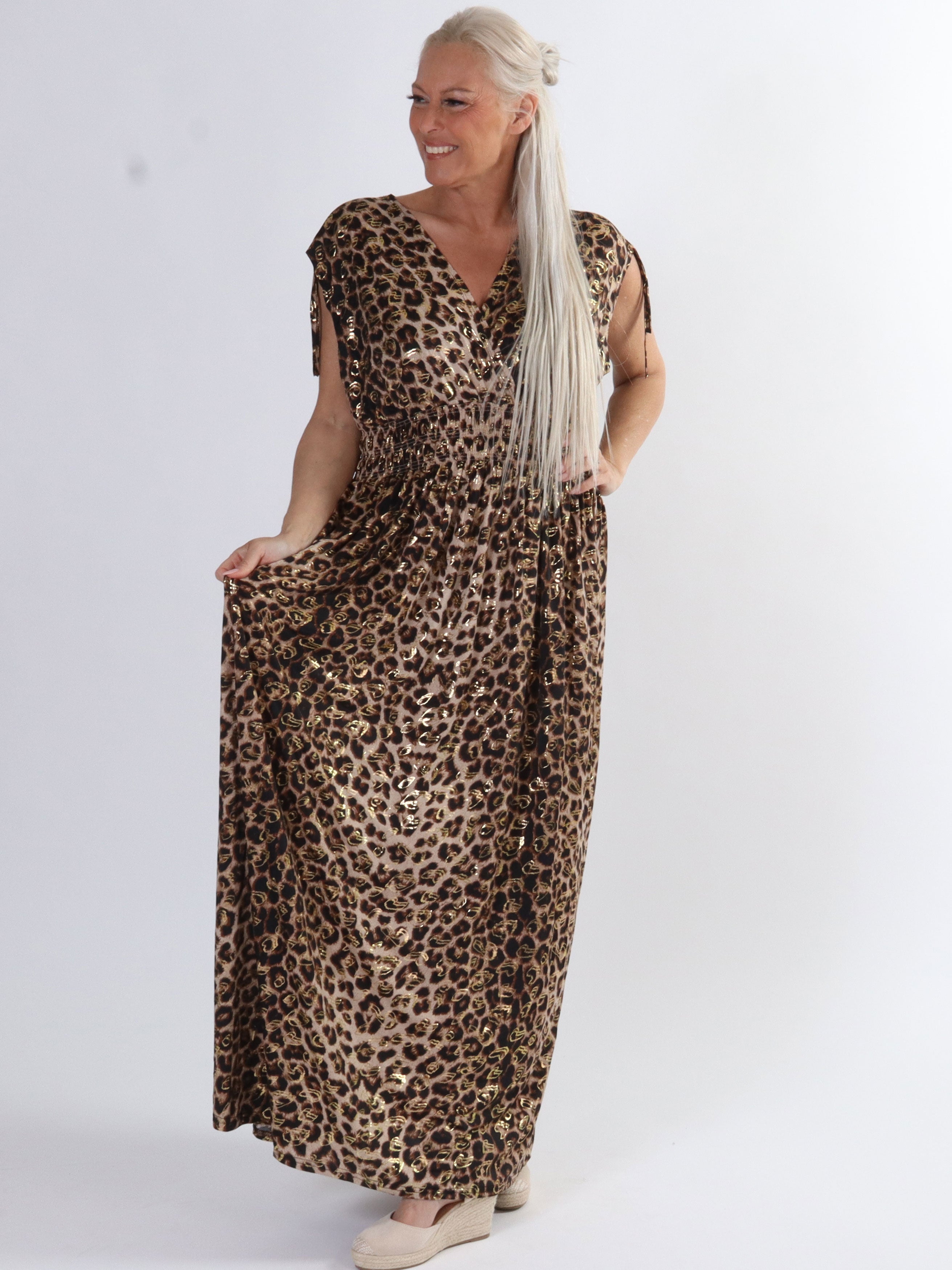 Pams Leo Sleeveless - Lang plus size elastisk kjole i krølfrit stof