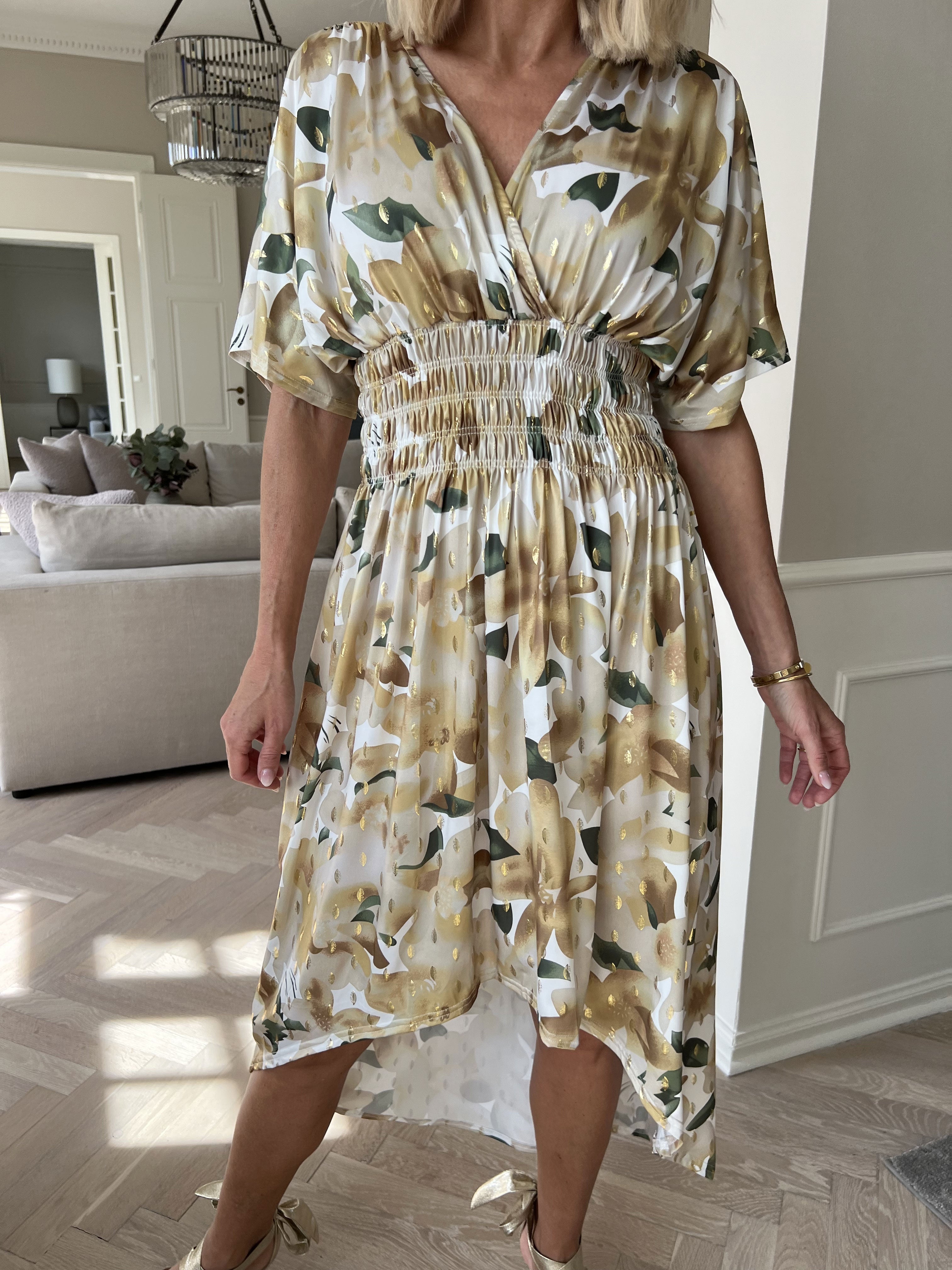 Pams Sweet Flower High-low - Elastisk kjole med blomsterprint