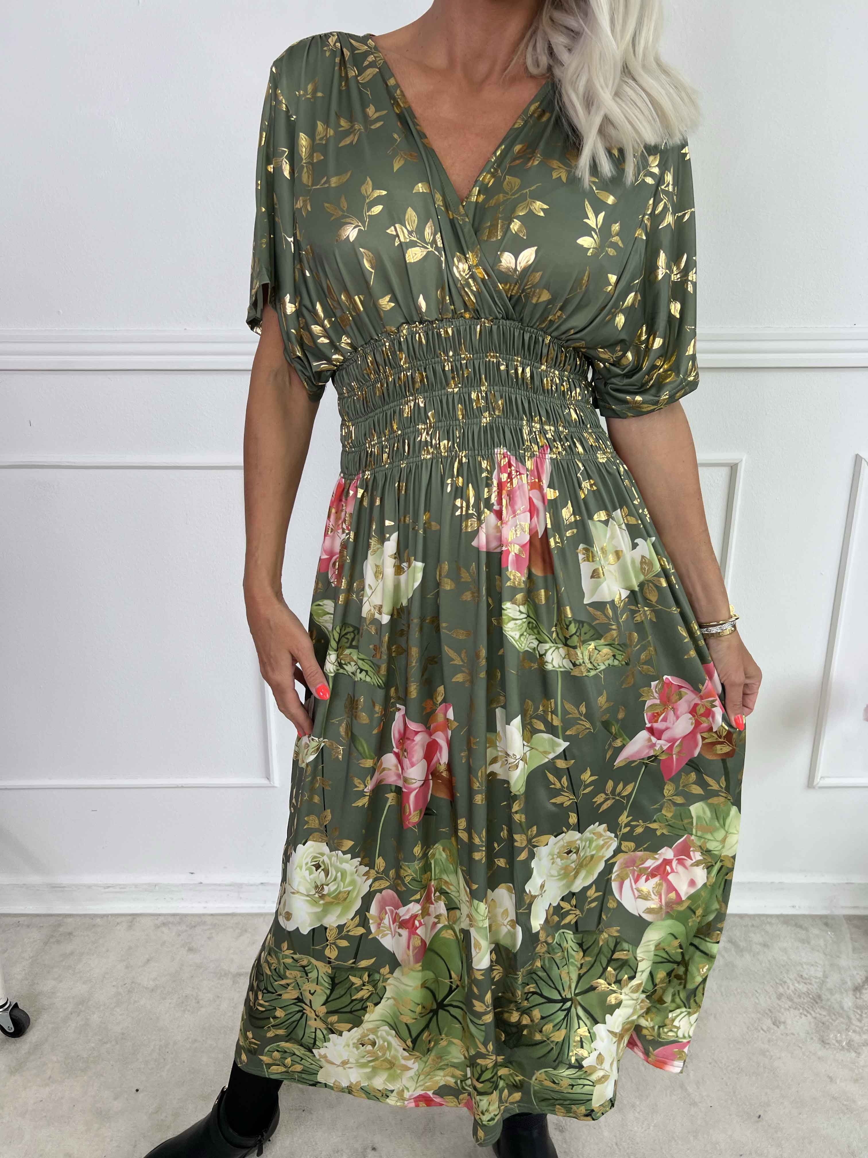 Pams Water Lily Midi - Elastisk kjole med blomsterprint og guld blade