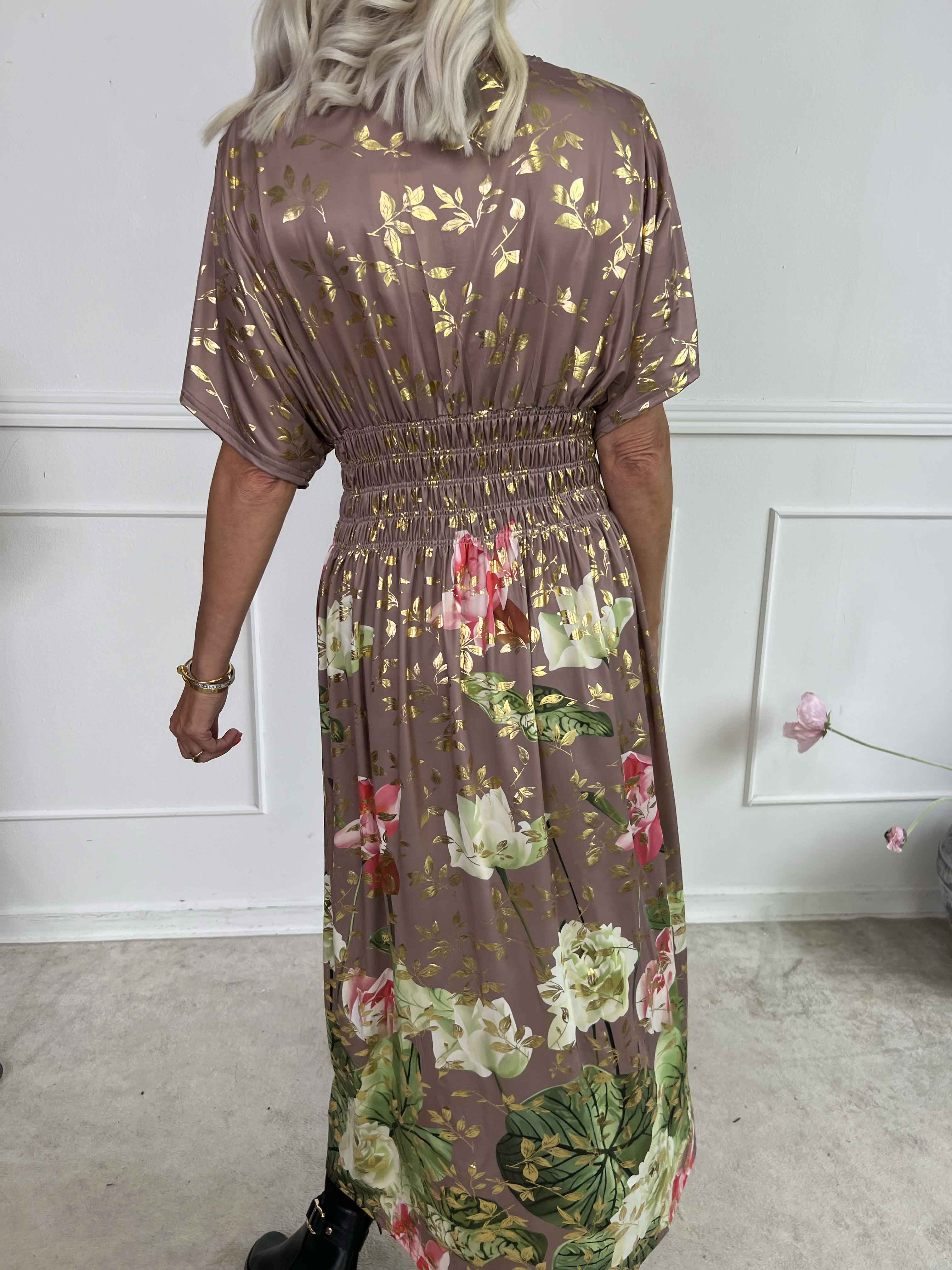 Pams Water Lily Midi - Elastisk kjole med blomsterprint og guld blade