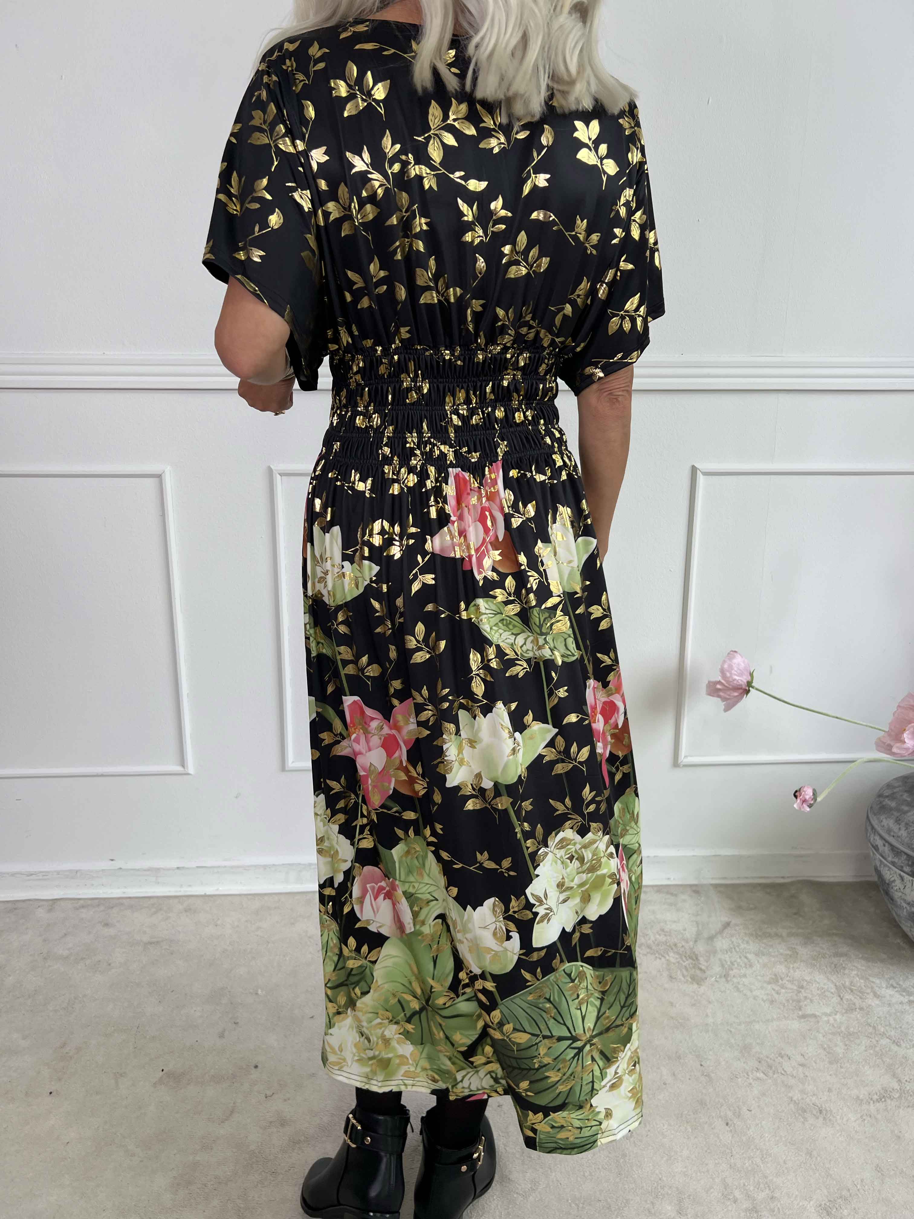 Pams Water Lily Midi - Elastisk kjole med blomsterprint og guld blade