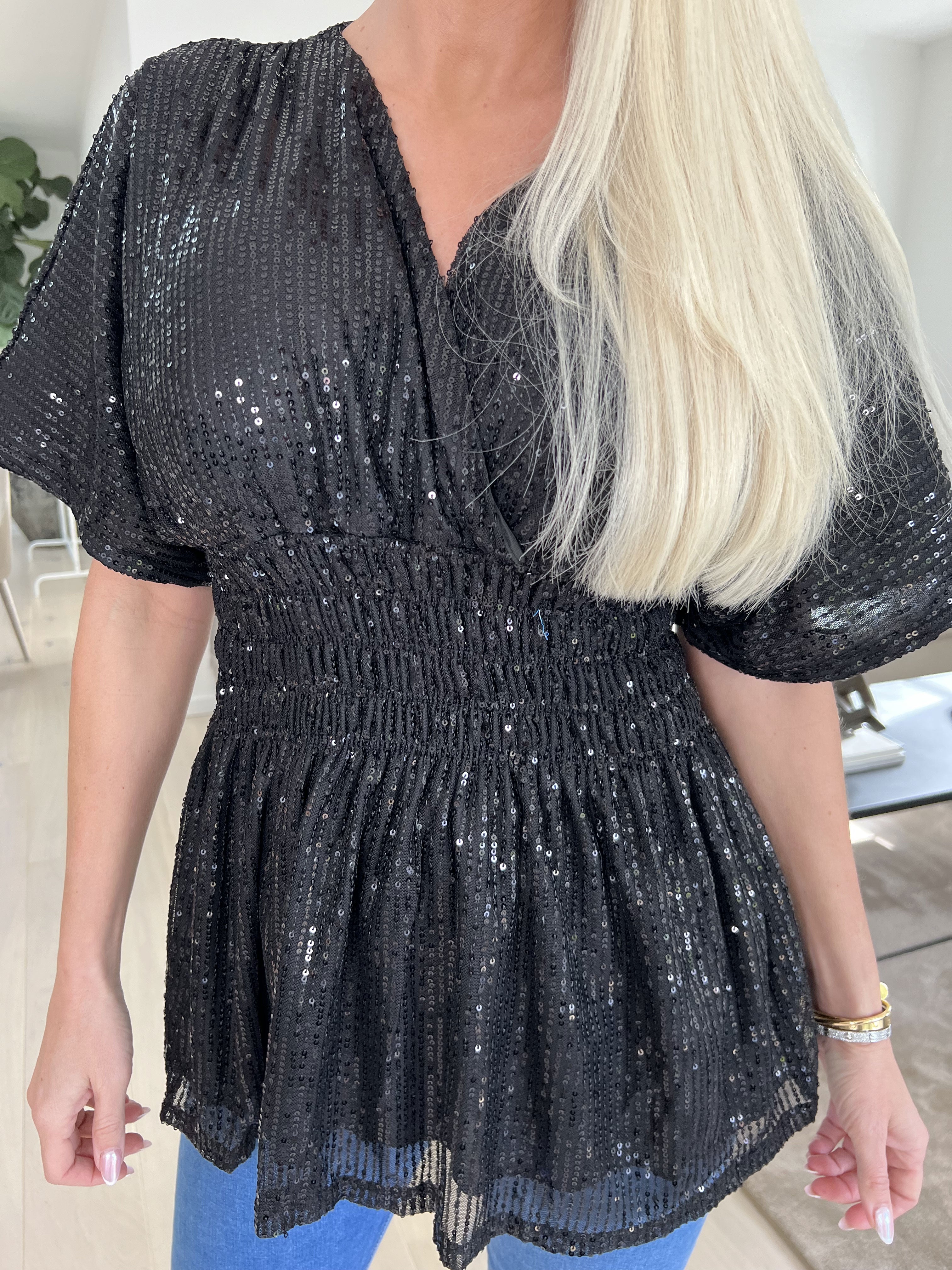 Pams Glitter Shirt - Sød tunika med smock og pailletter