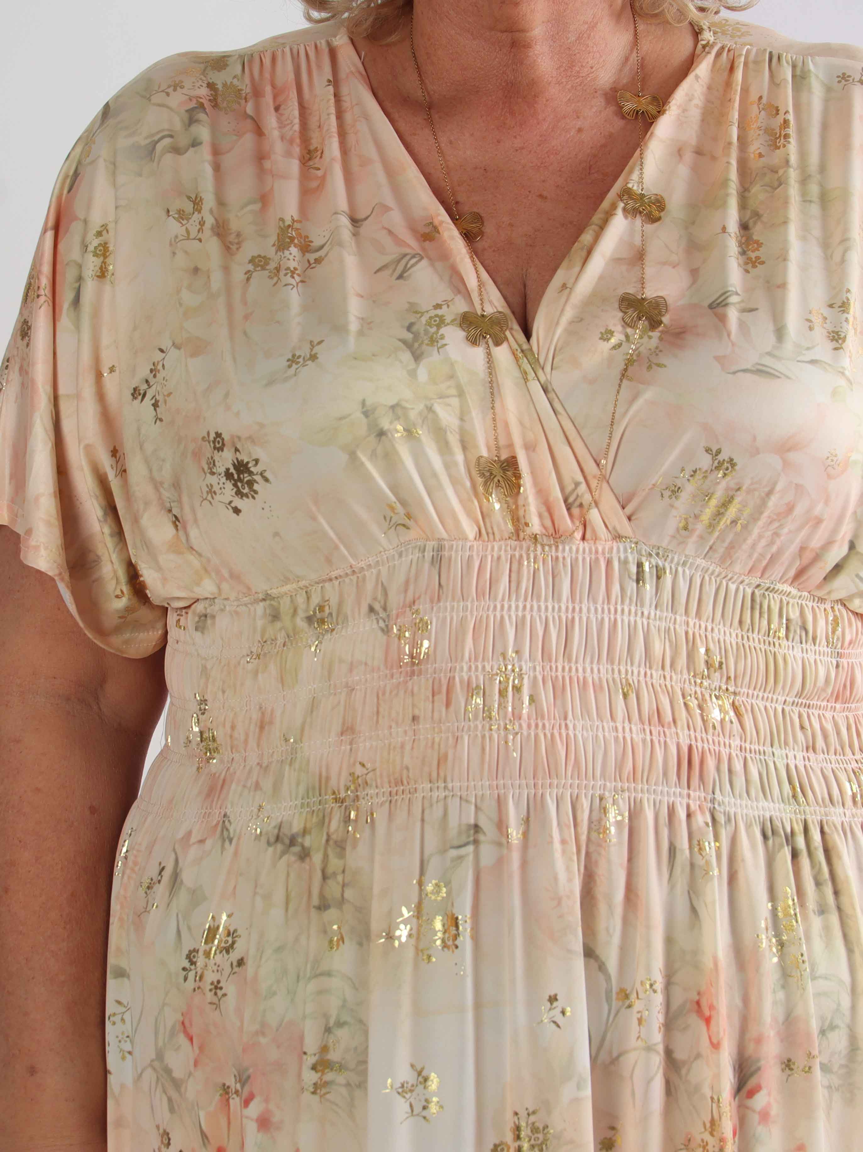 Pams Ethereal Midi - Plus size kjole med blomster motiver og guld detaljer