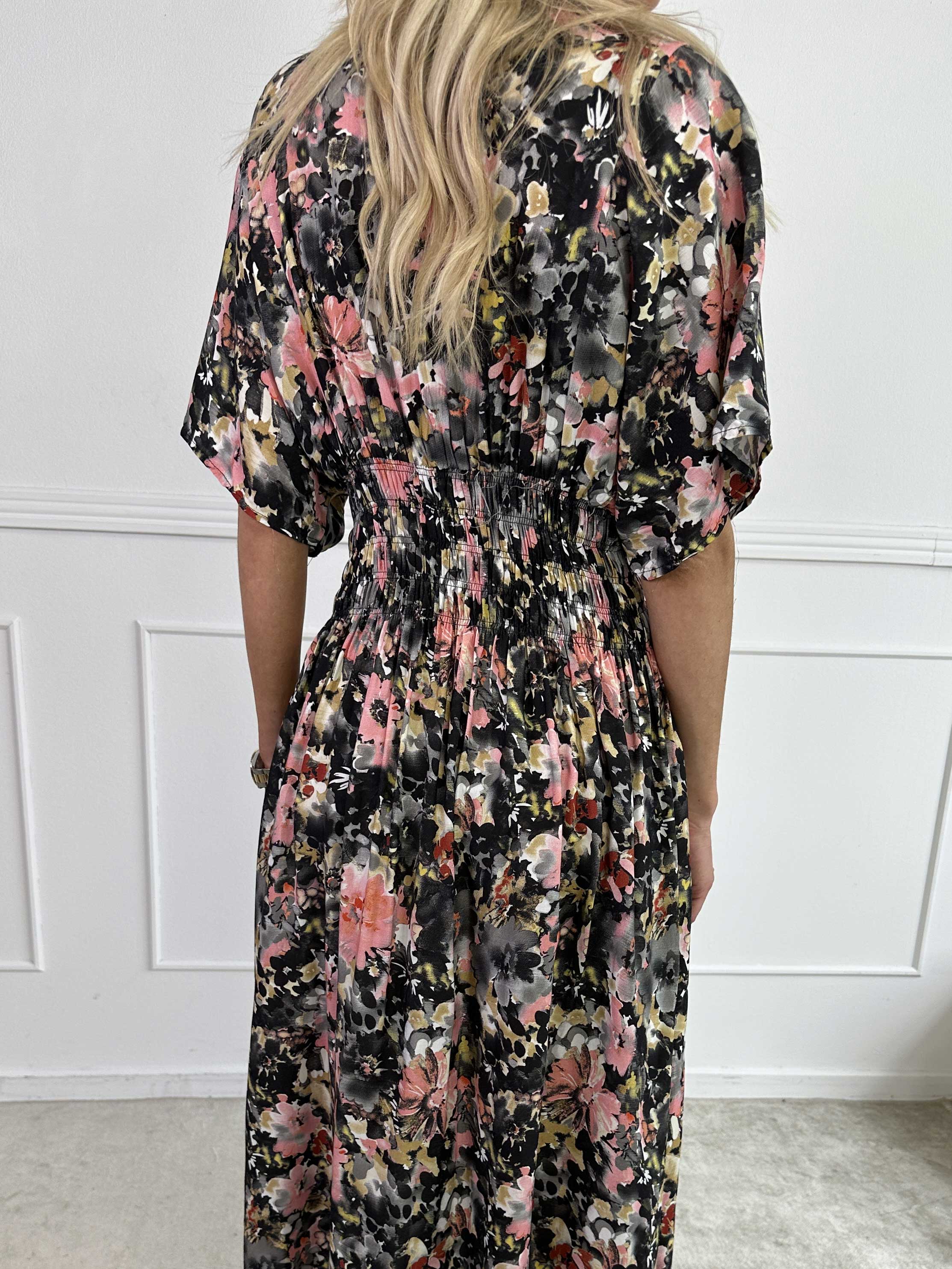 Pams Flower Viscose - Kjole i viskose med blomsterprint og smock