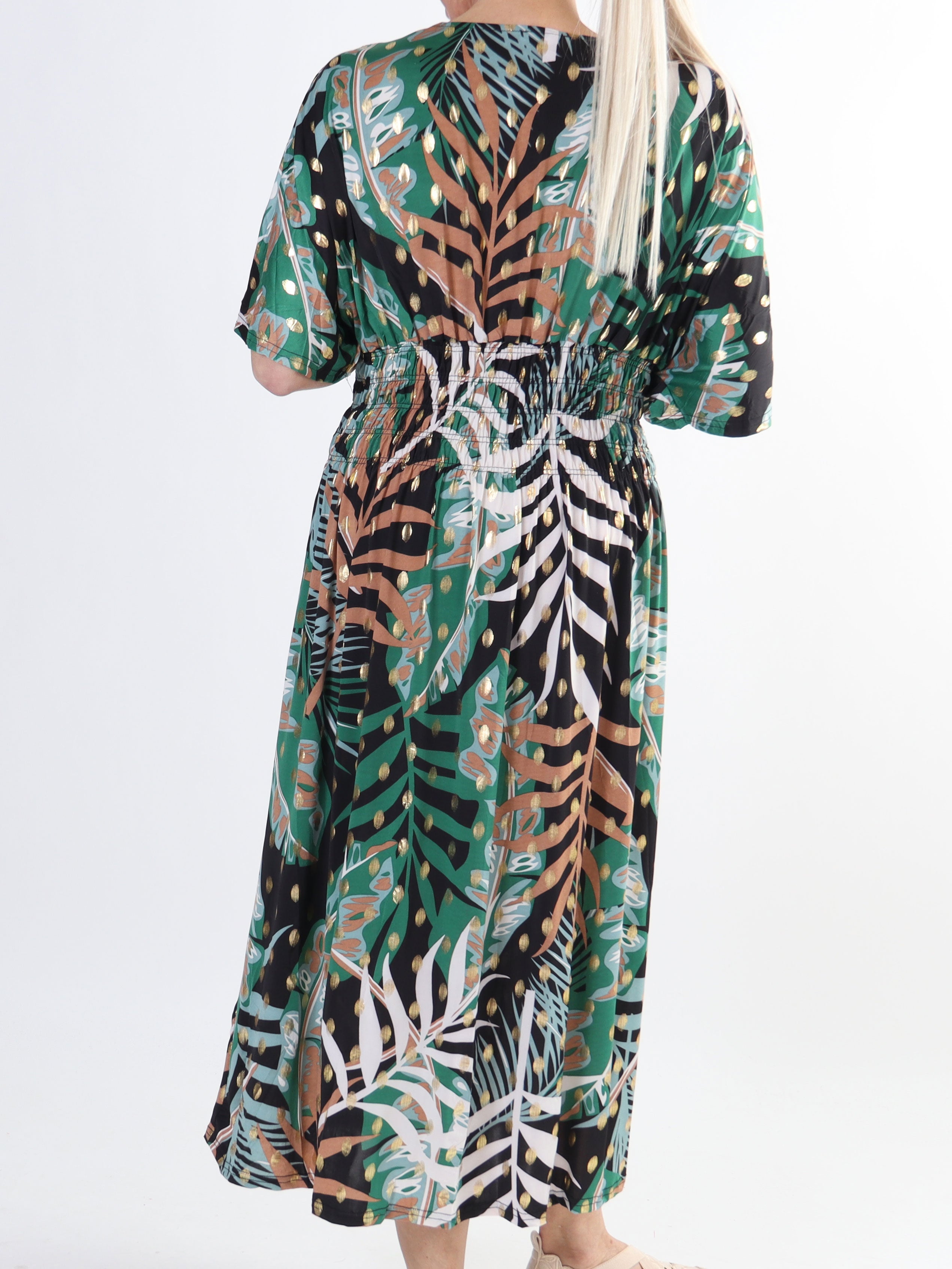 Pams Forest Midi - Elastisk plus size kjole i krølfrit stof