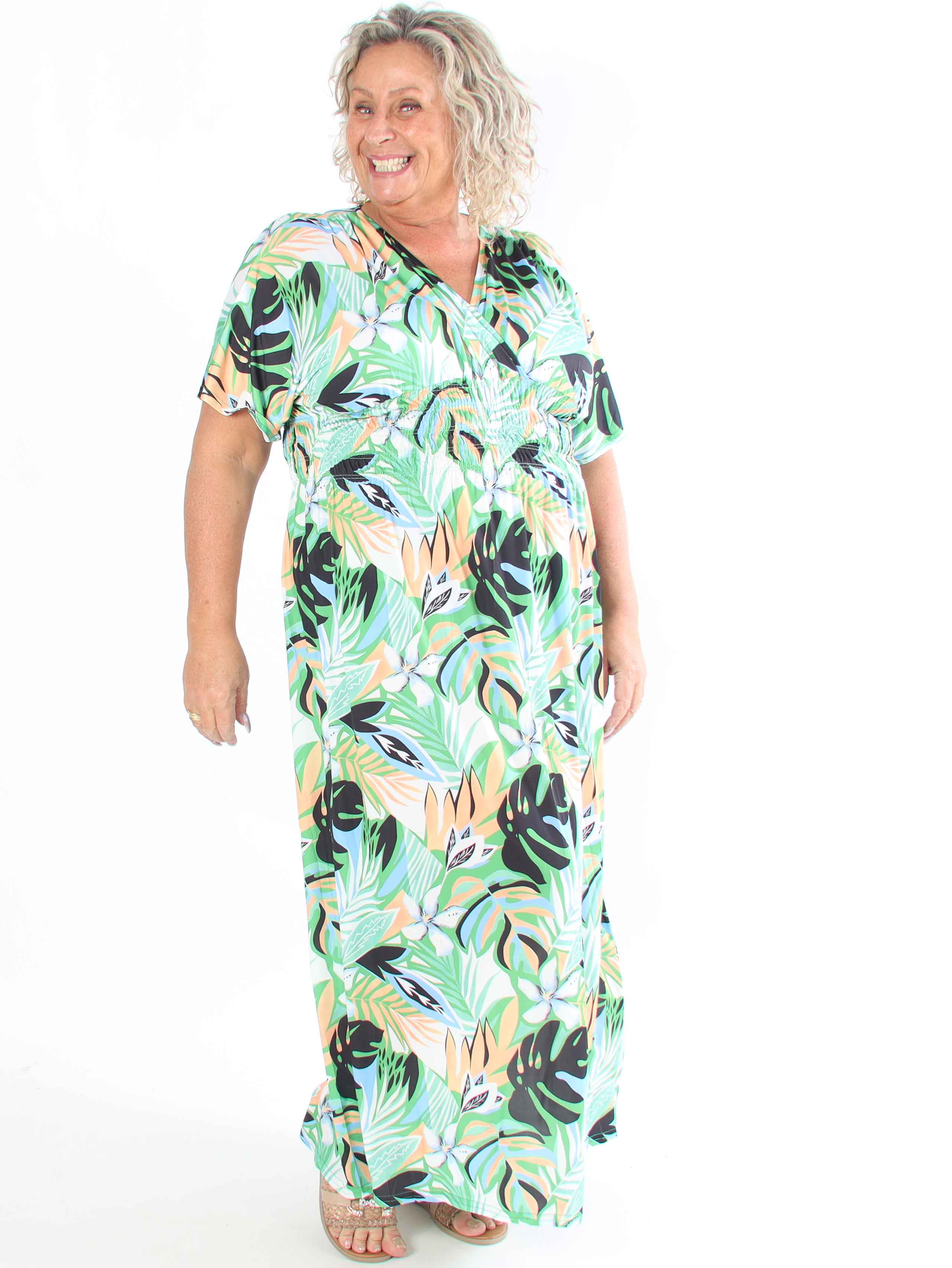 Pams Leaves - Plus size elastisk kjole med bladmotiver og smock i livet