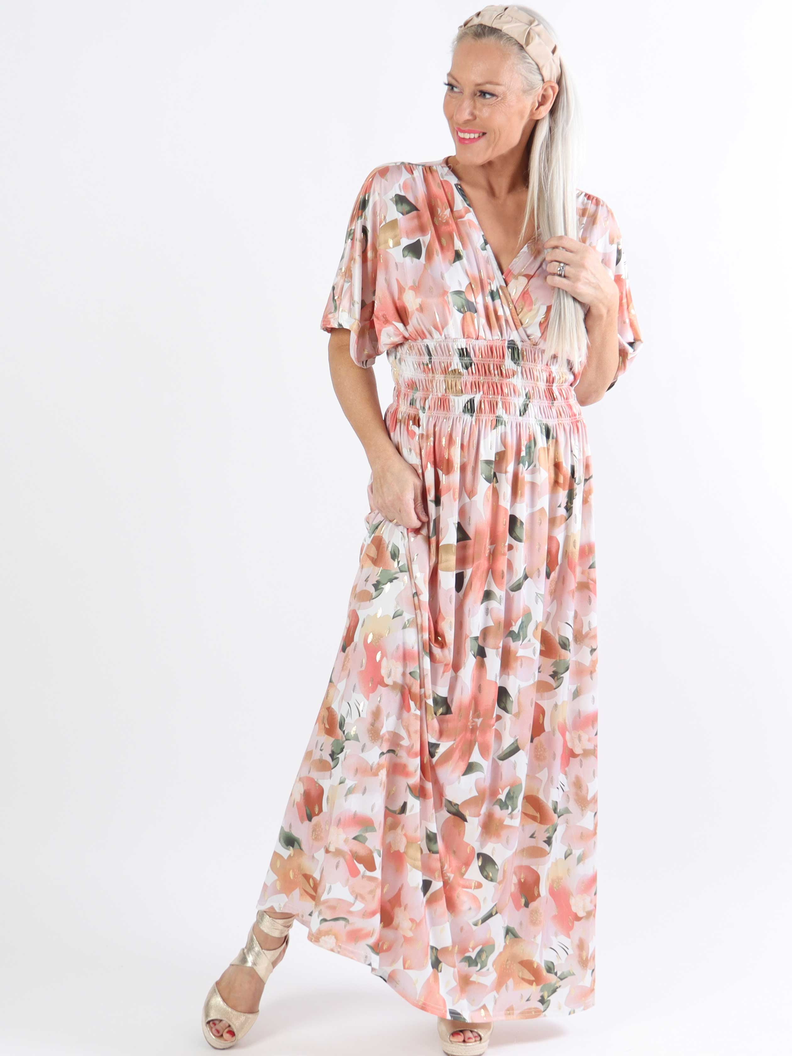 Pams Sweet Flower - Lang elastisk plus size kjole i krølfrit stof