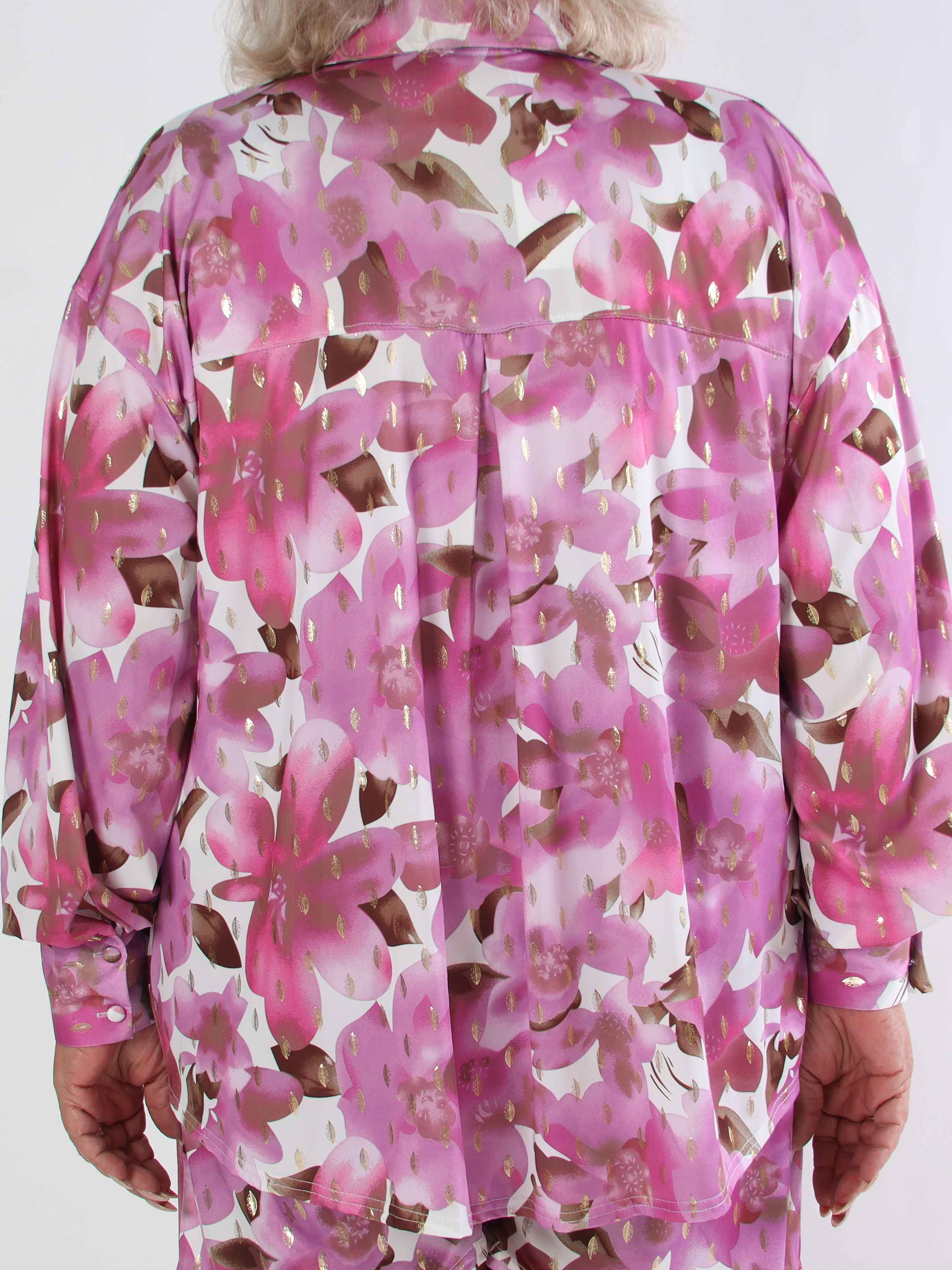 Pamy Sweet Flower - Plus size skjorte i elastisk blomstret stof