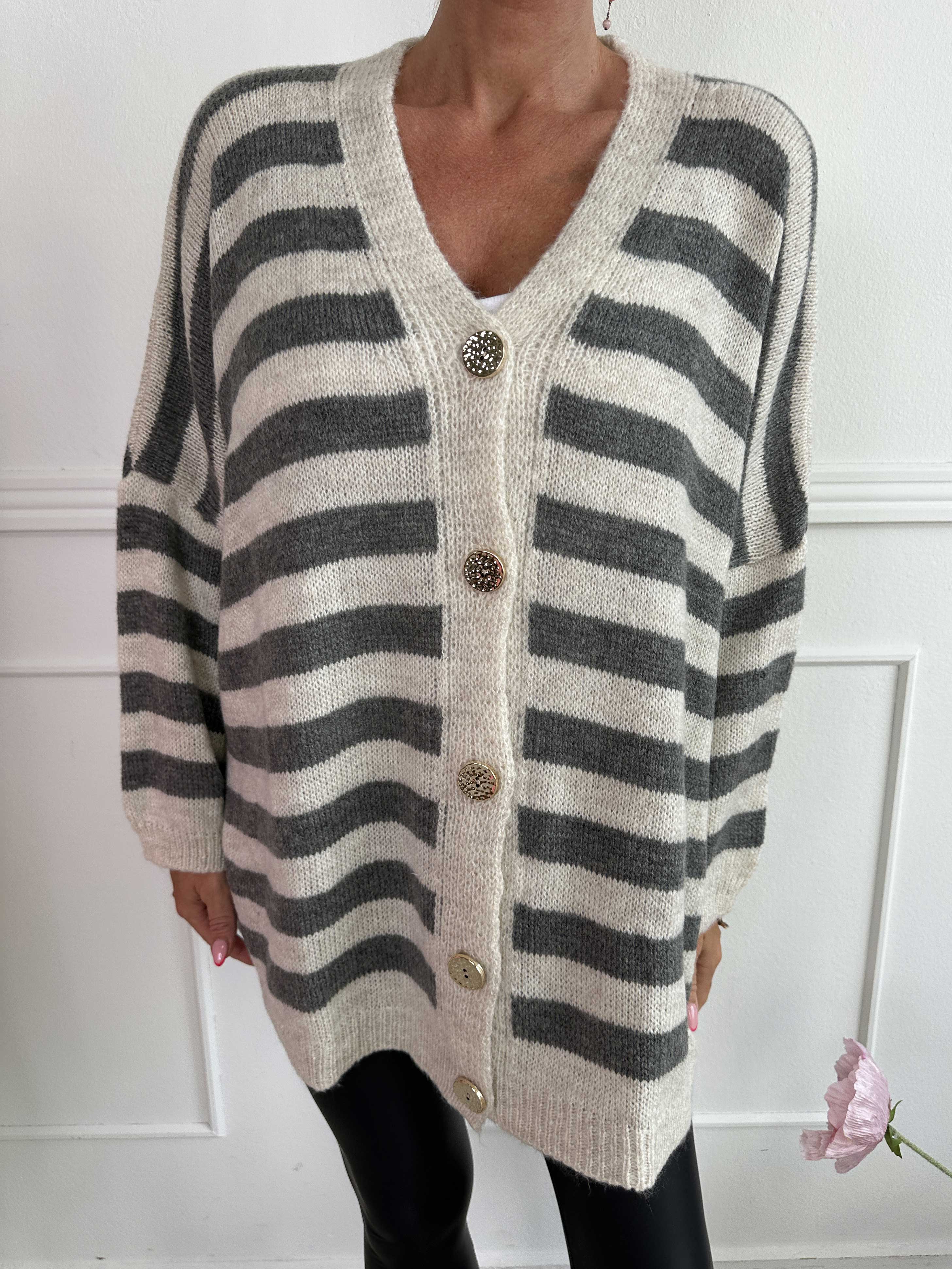 Parker - Stribet strikcardigan med store guld knapper