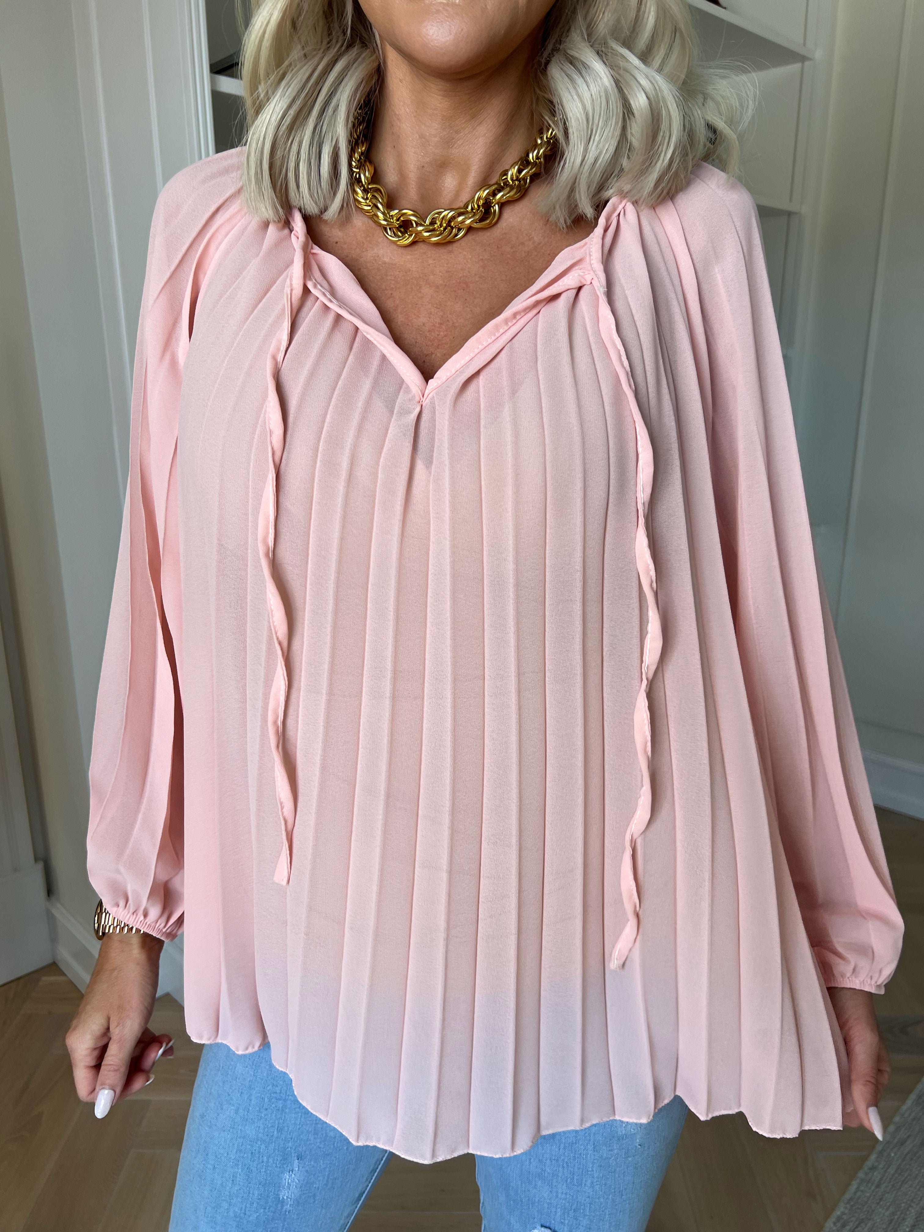 Philippa Shirt - Sød plisseret tunika i semi-transparent chiffon